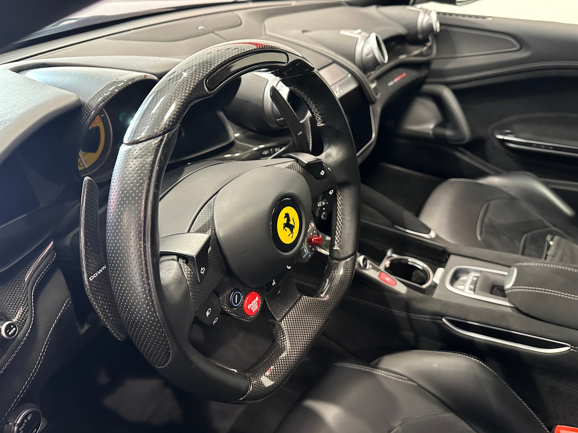 FERRARI GTC 4 Lusso T-image-11