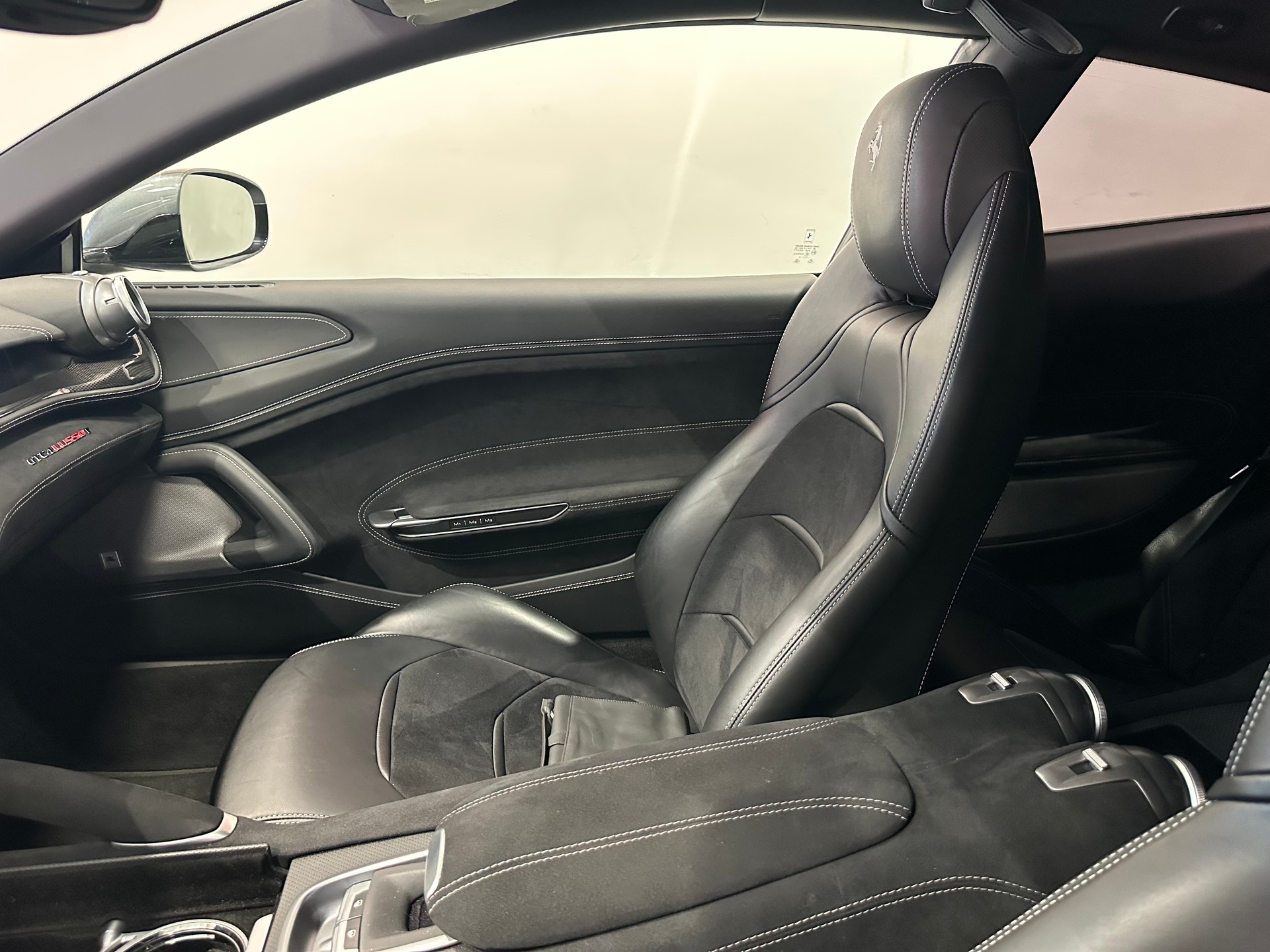 FERRARI GTC 4 Lusso T-image-13