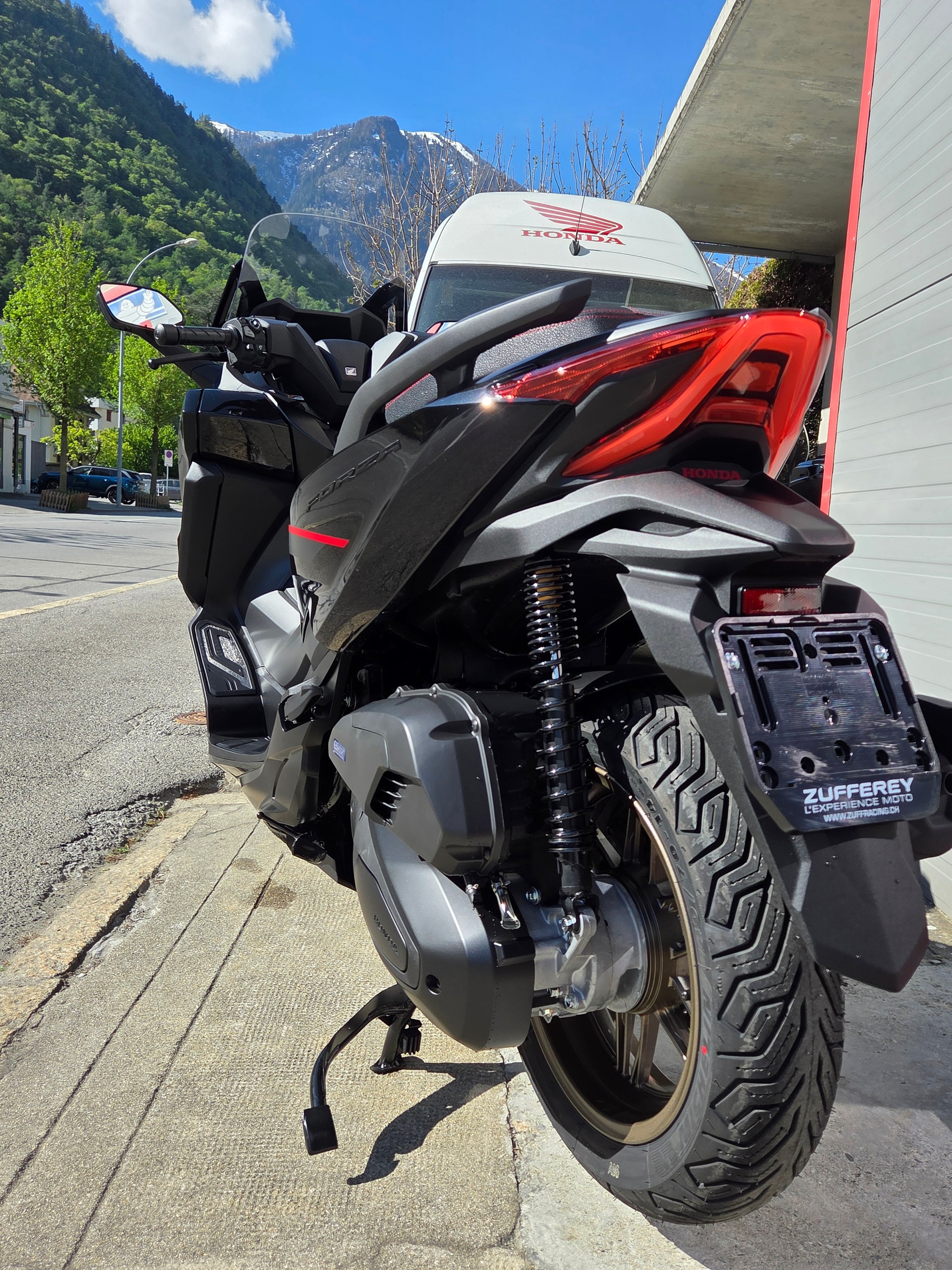 HONDA Nss 125 Forza Special Edition-image-3