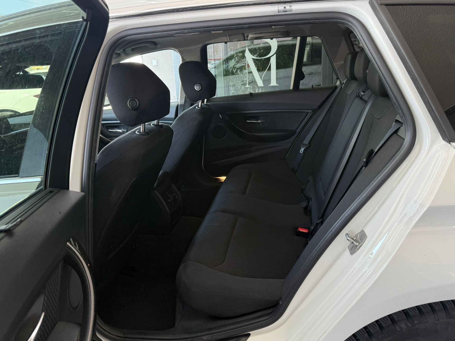 BMW 335d xDrive Touring Steptronic-image-13
