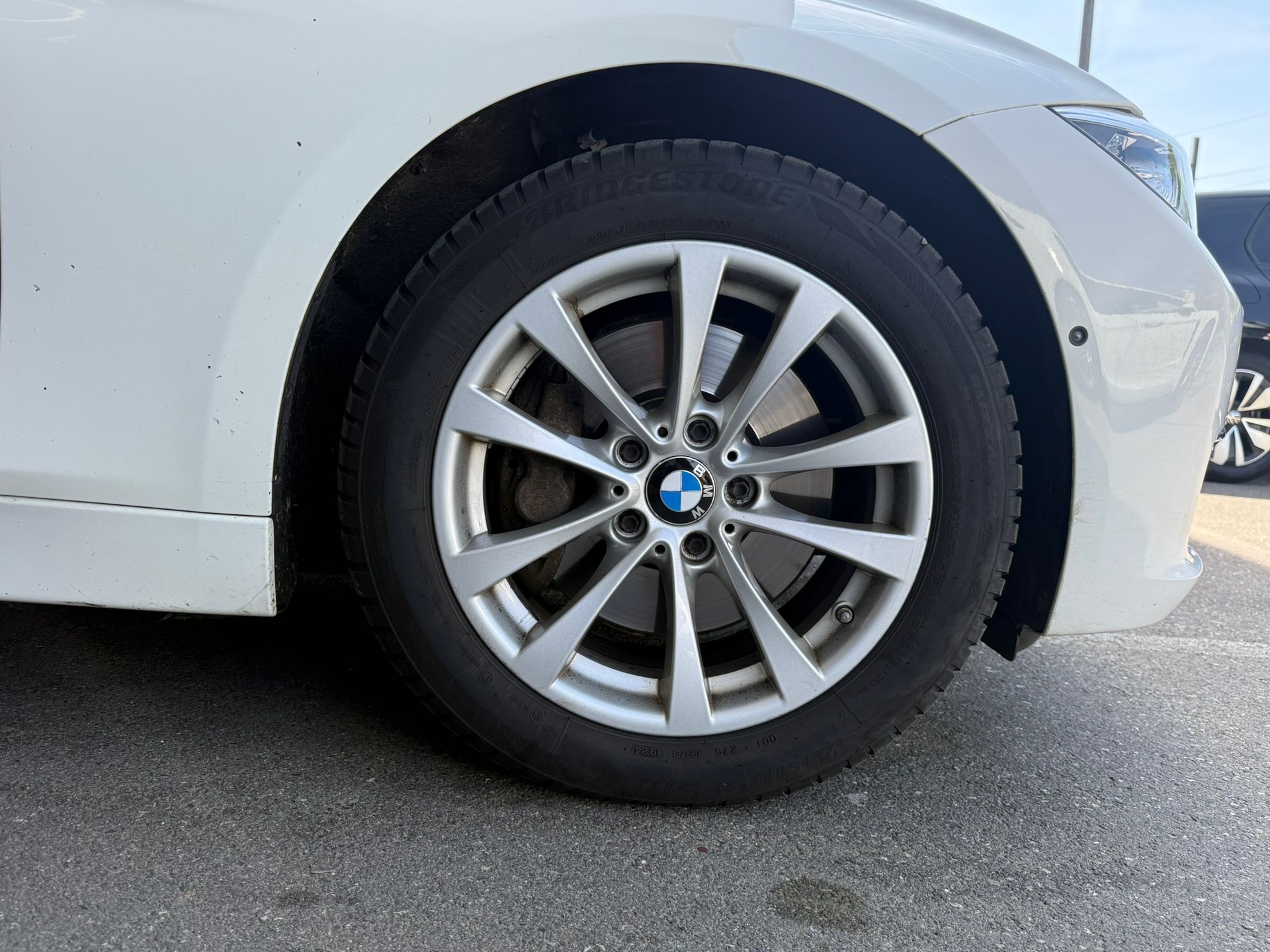 BMW 335d xDrive Touring Steptronic-image-4