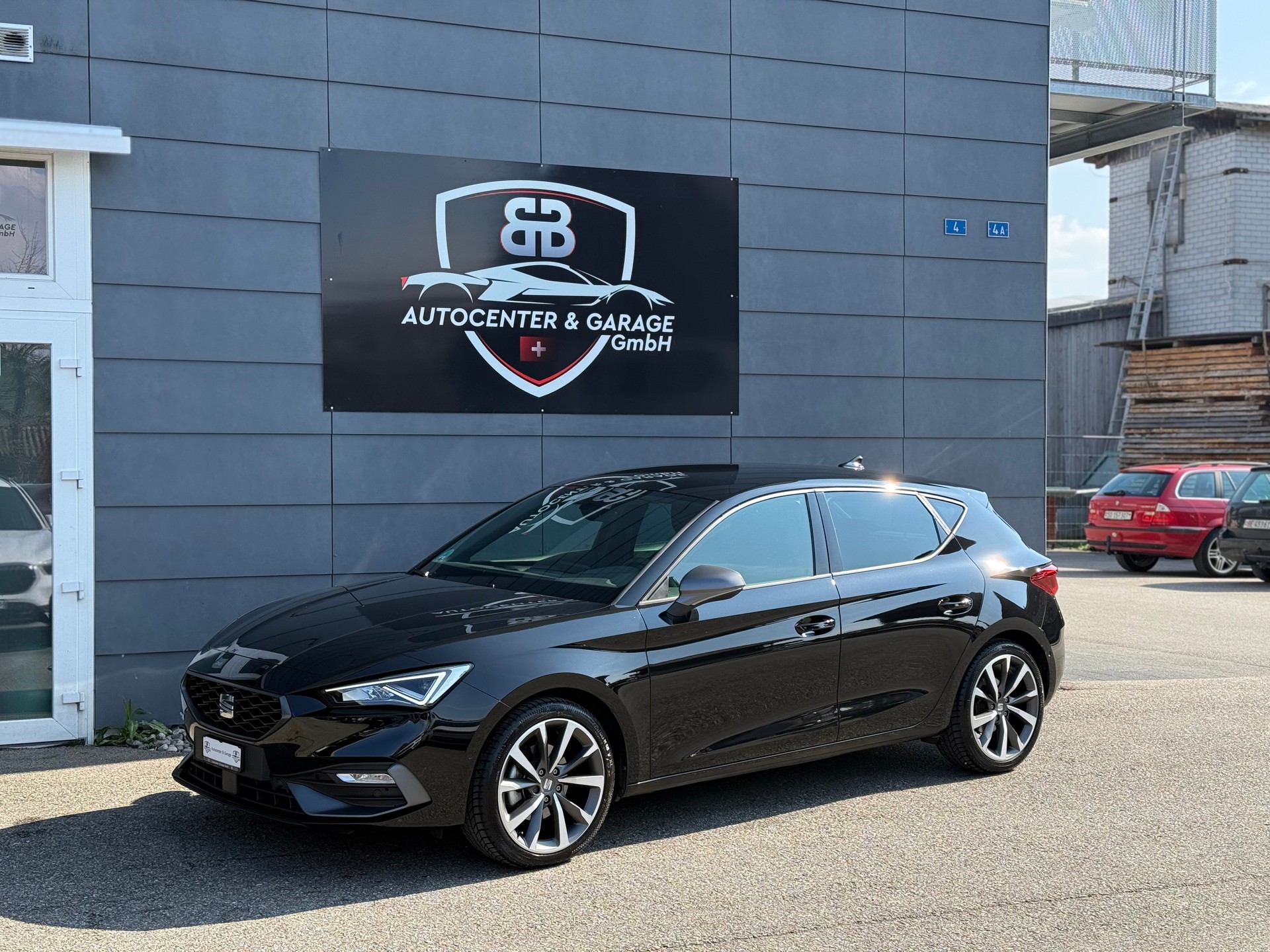 SEAT Leon 1.5 eTSI mHEV DSG FR °° 5 Jahre / 100'000 KM Seat Hersteller Garantie °°-showroom-element-2
