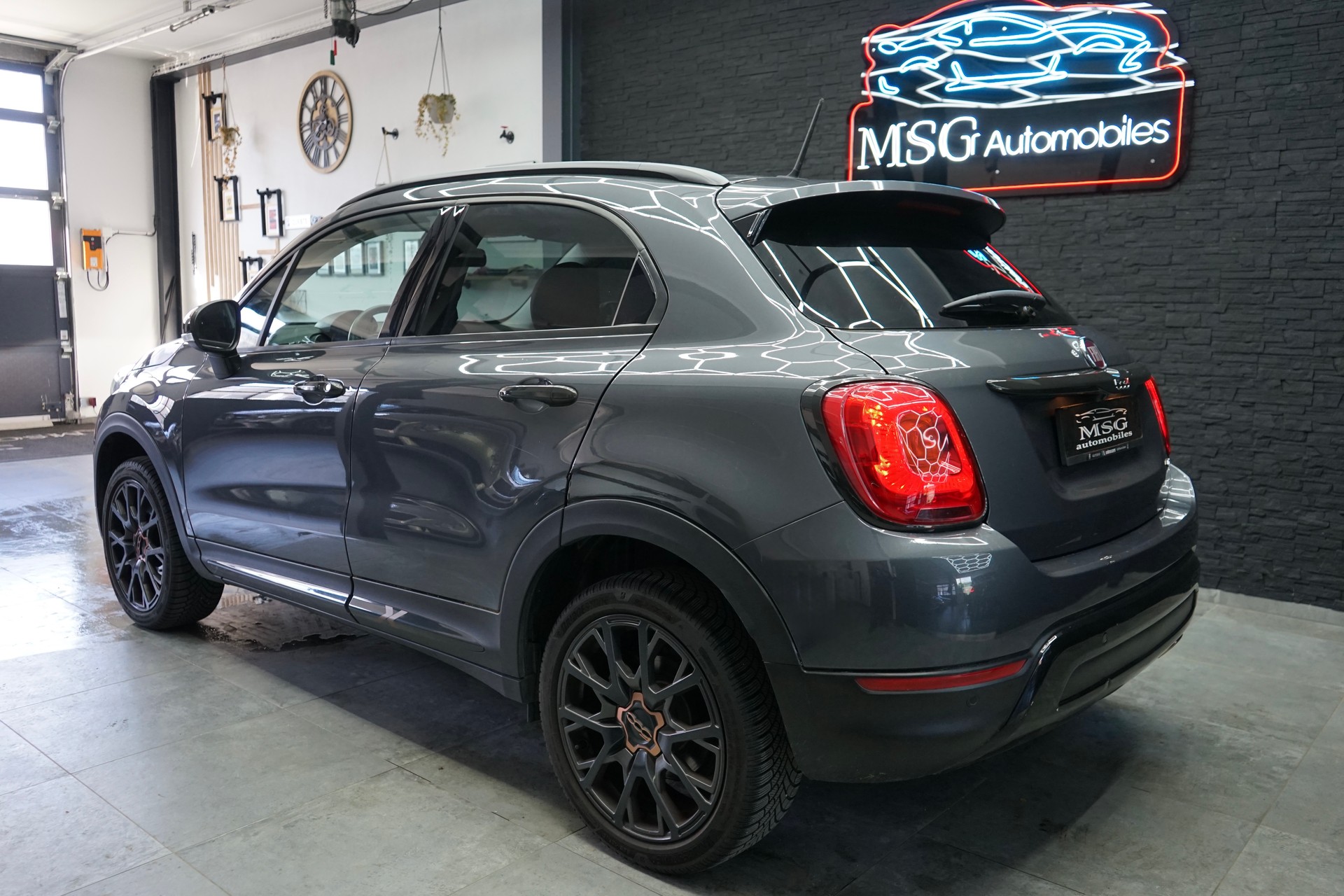FIAT 500X 1.4T Cross 4x4 Automatic-showroom-element-2