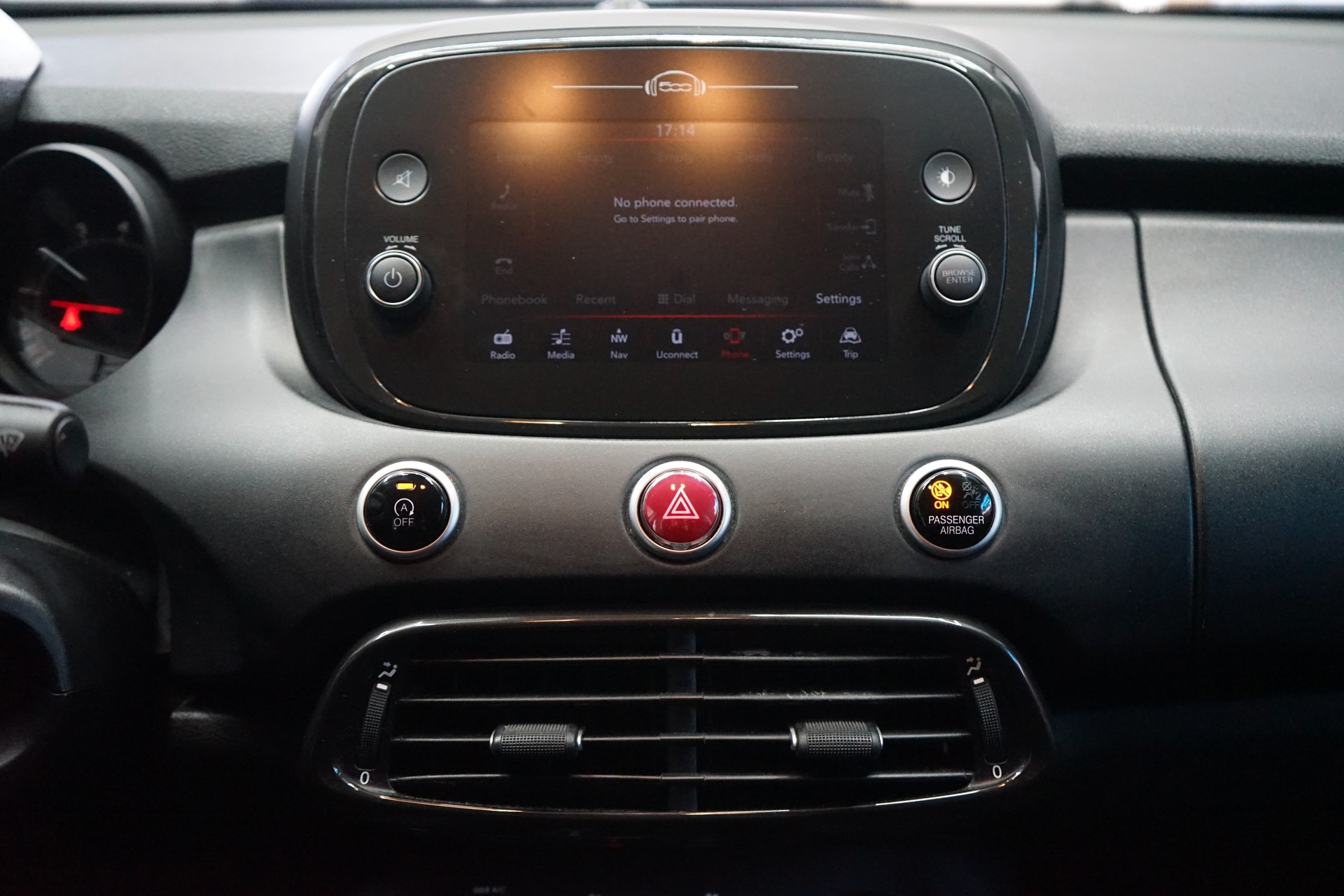 FIAT 500X 1.4T Cross 4x4 Automatic-image-13