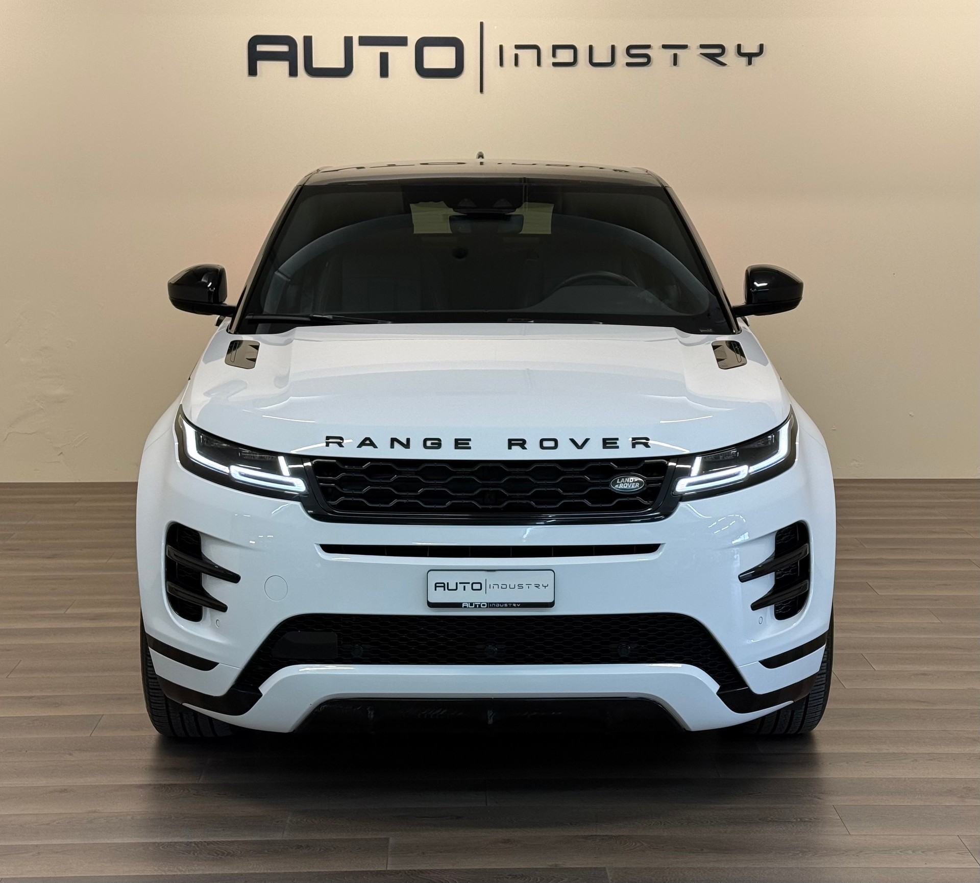 LAND ROVER Range Rover Evoque R-Dynamic D 240 AT9-image-6