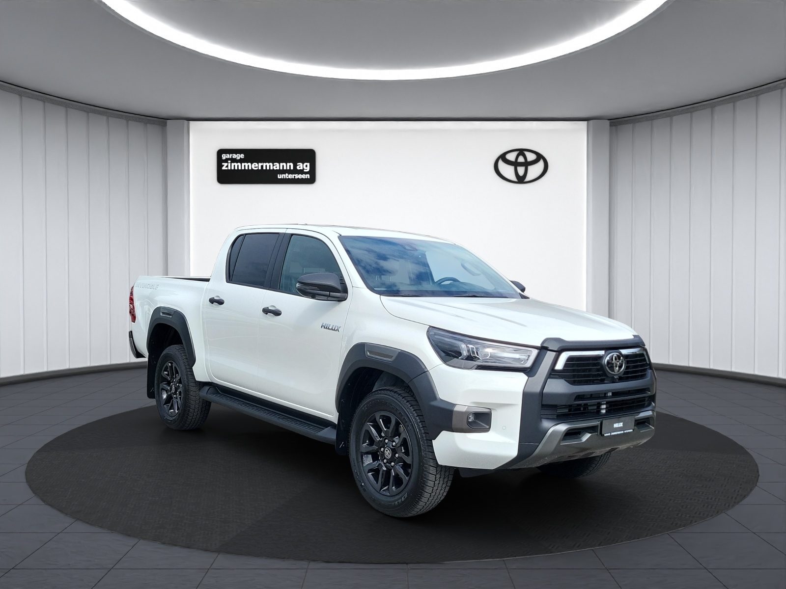 TOYOTA Hilux Double Cab.-Pick-up 2.8 Invincible AWD-showroom-element-2