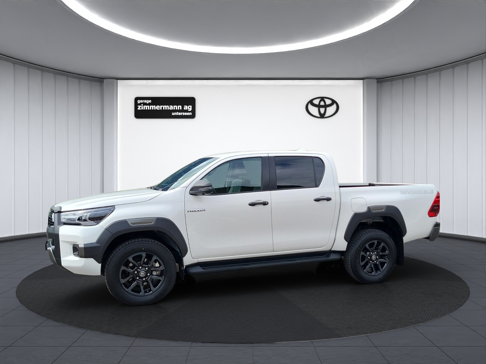 TOYOTA Hilux Double Cab.-Pick-up 2.8 Invincible AWD-image-11