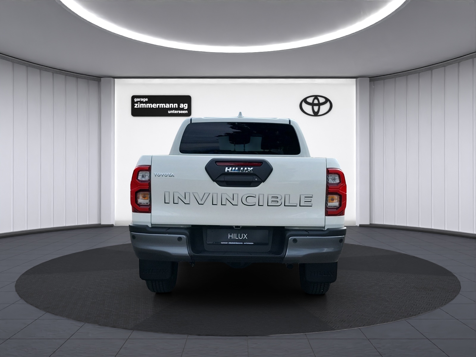 TOYOTA Hilux Double Cab.-Pick-up 2.8 Invincible AWD-image-7