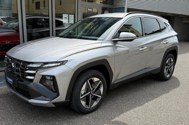 HYUNDAI Tucson 1.6 T-GDi HEV Amplia 4WD