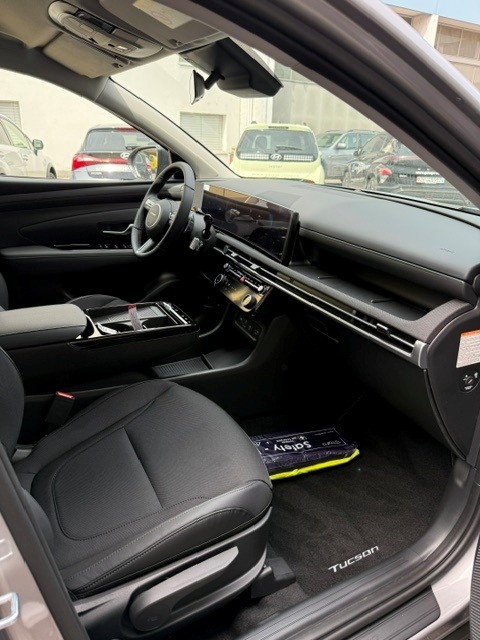 HYUNDAI Tucson 1.6 T-GDi HEV Amplia 4WD-image-13