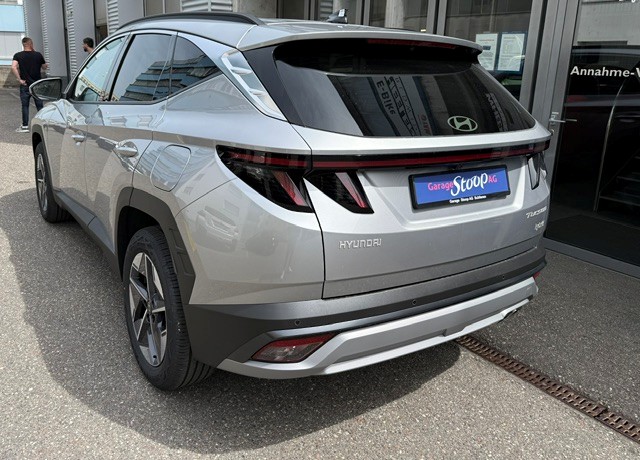 HYUNDAI Tucson 1.6 T-GDi HEV Amplia 4WD-image-2