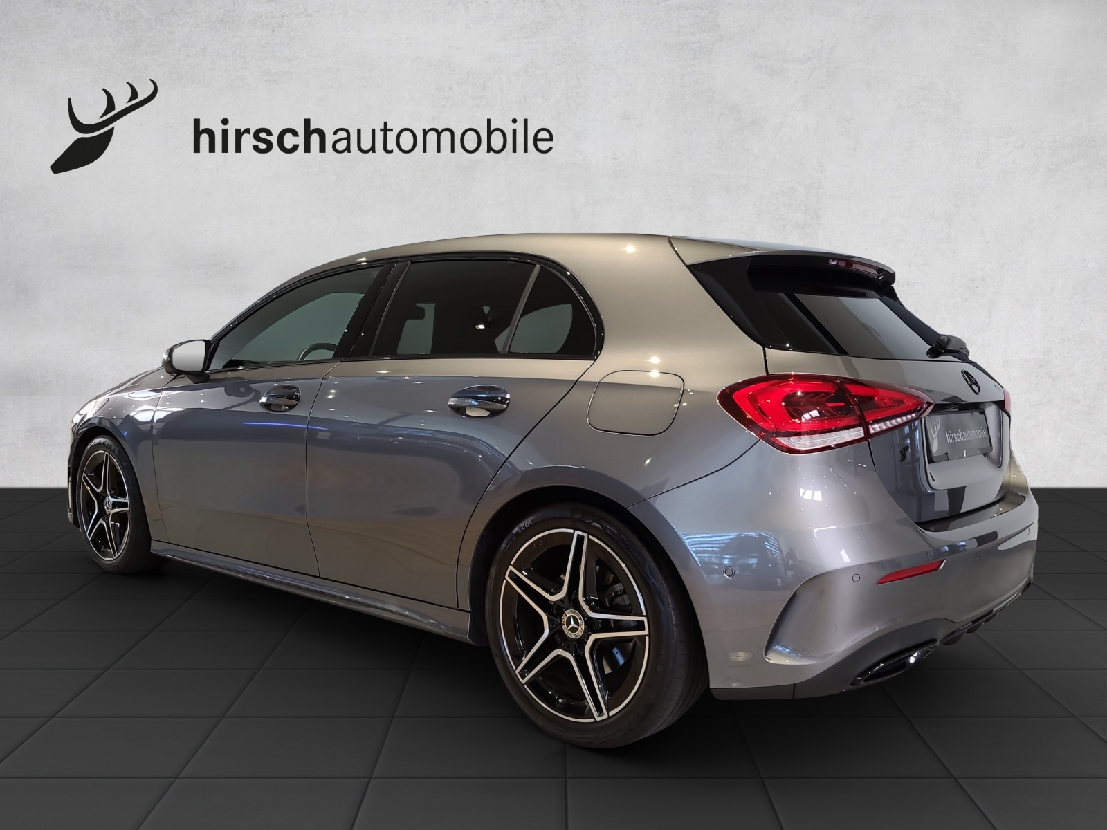 MERCEDES-BENZ A 250 4Matic AMG Line 4Matic 7G-DCT-showroom-element-1