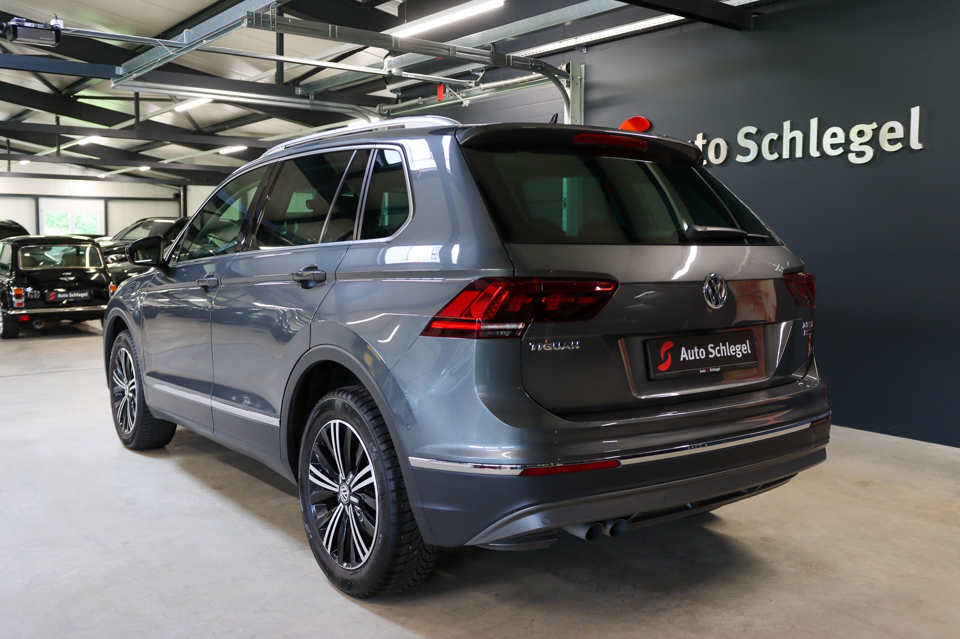 VW Tiguan 2.0 TDI SCR Highline 4Motion DSG-image-3