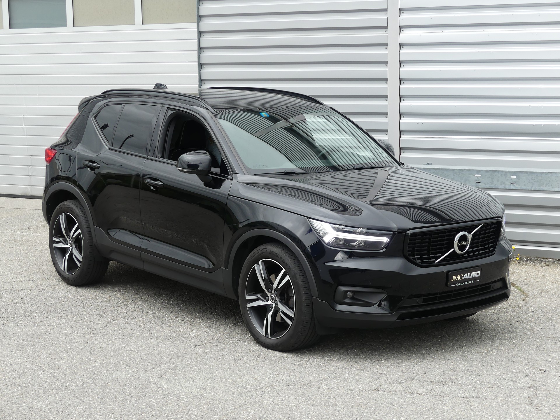 VOLVO XC40 D4 AWD R-Design