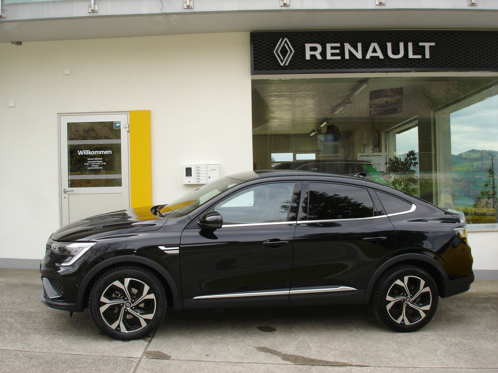 RENAULT Arkana 1.6 E-Techno