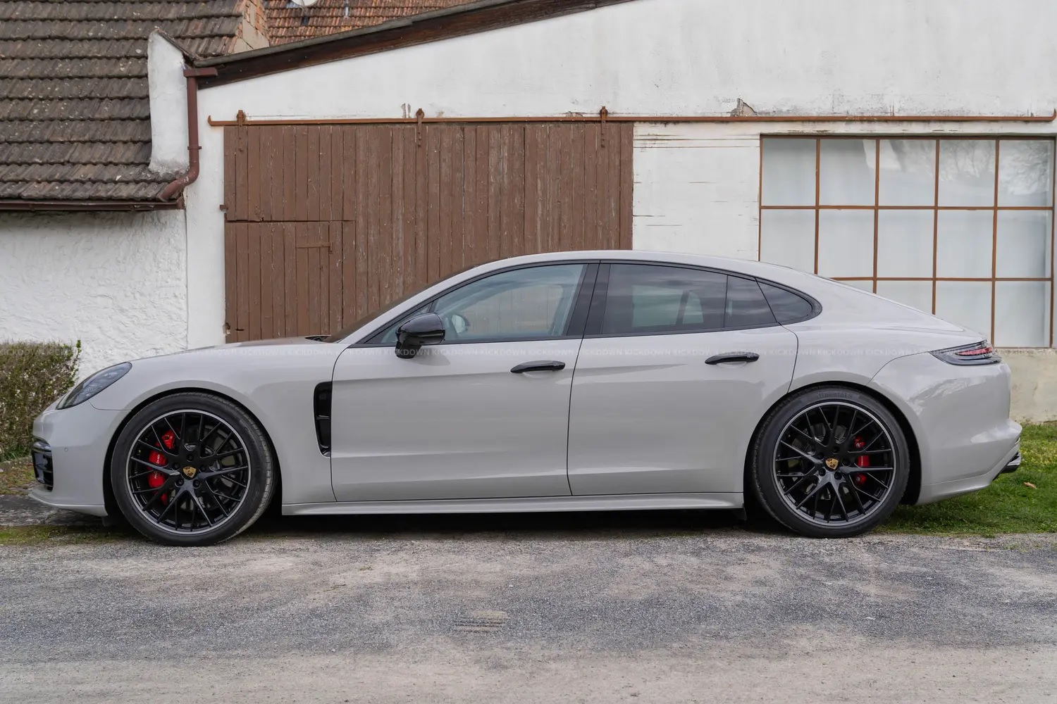 PORSCHE Panamera GTS PDK Carbon-image-4