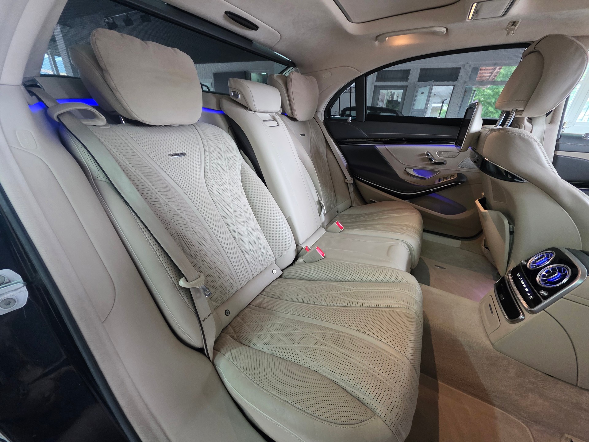 MERCEDES-BENZ S 63 AMG L 4Matic Speedshift MCT Designo-image-21