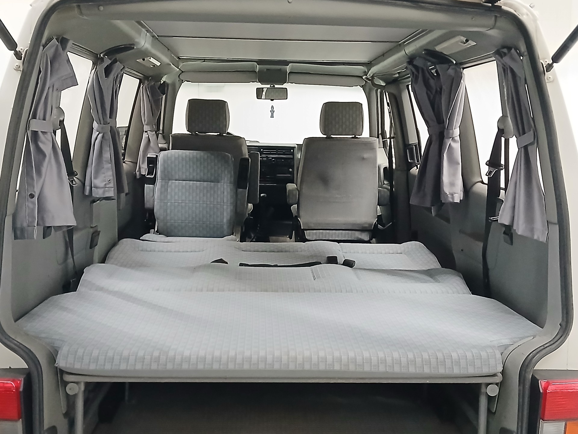 VW T4 Multivan 2.5-image-10