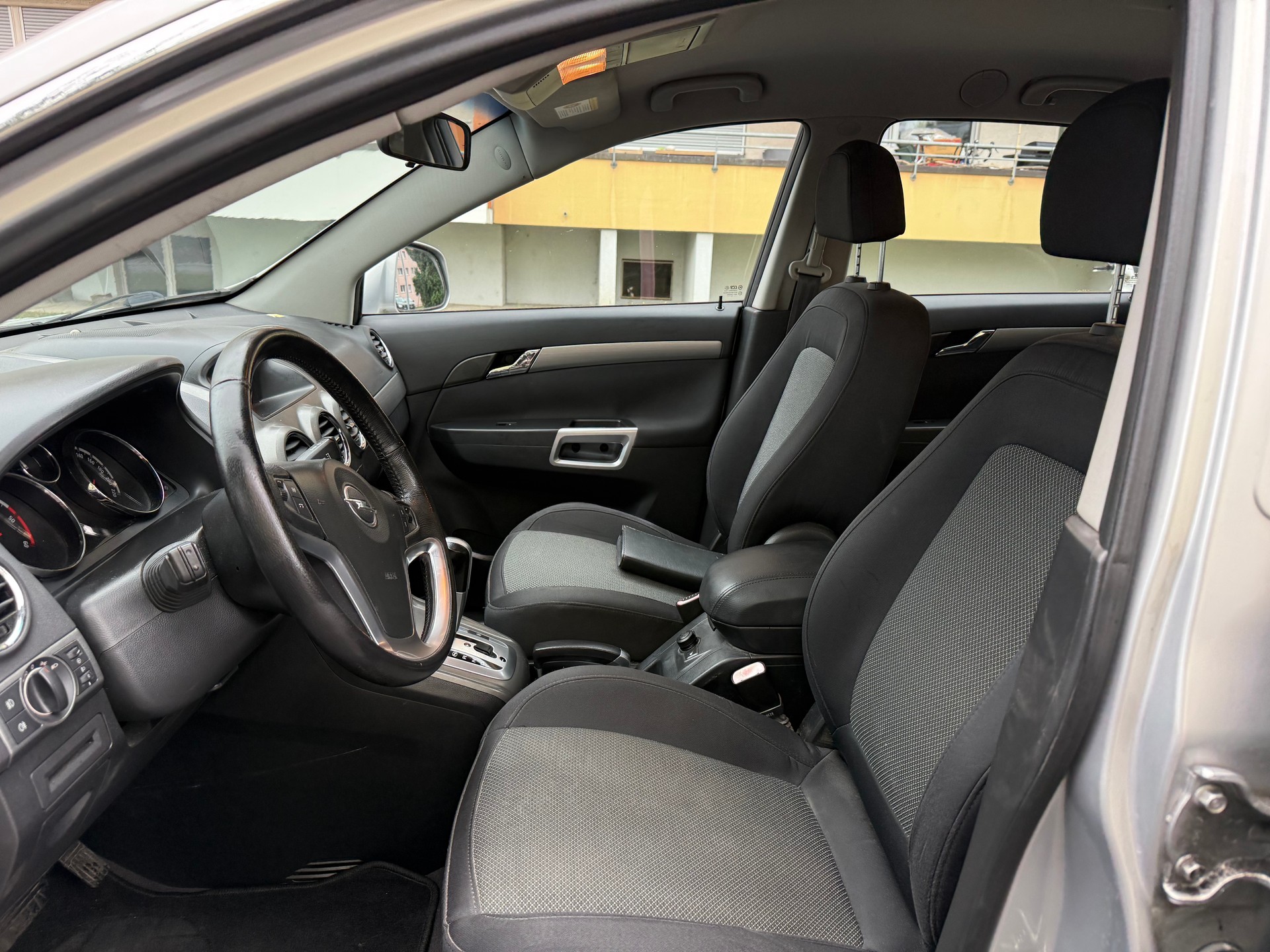 OPEL Antara 2.0 CDTi Enjoy 4WD Automatic-image-5