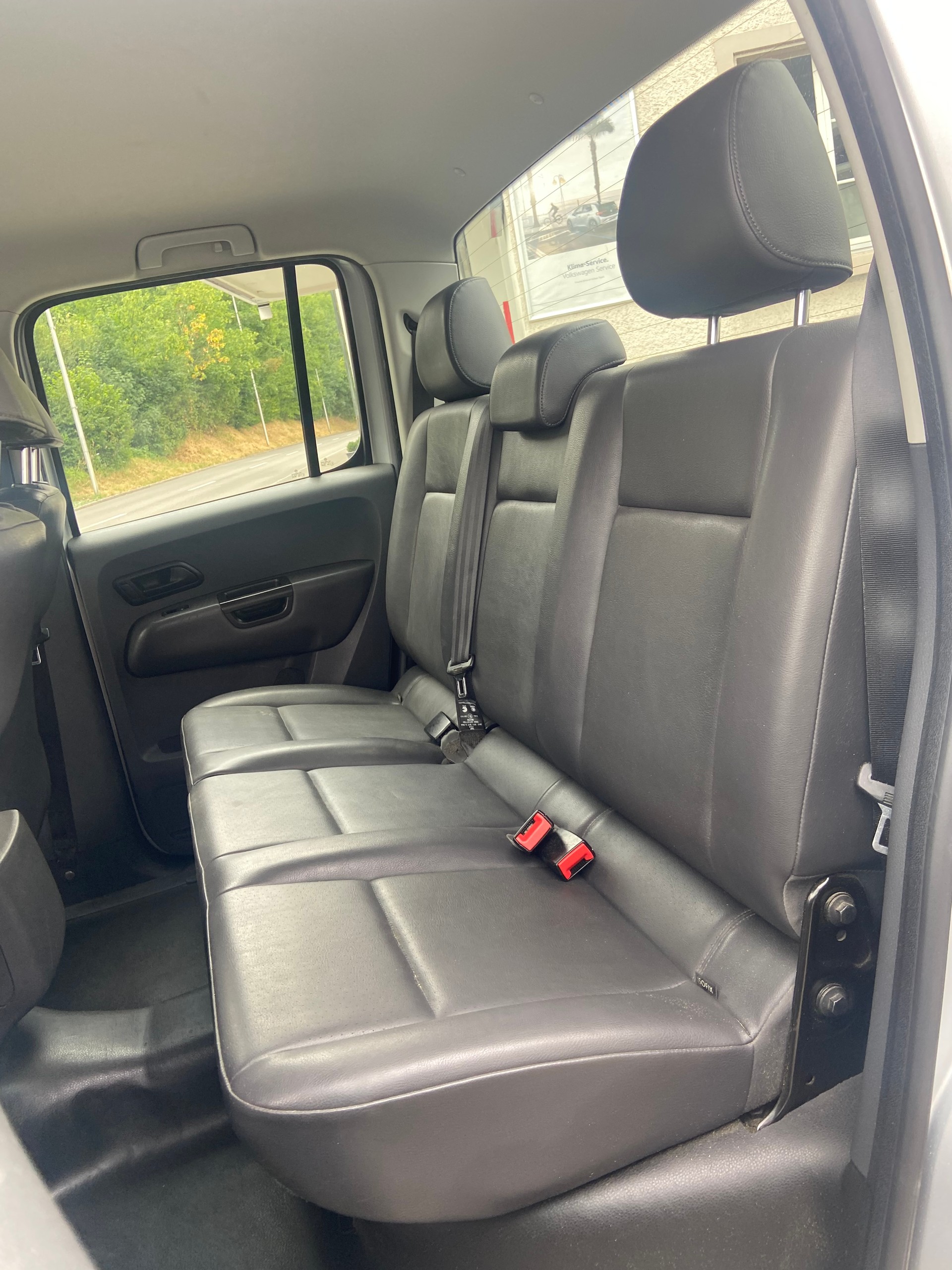 VW Amarok 2.0 BiTDI Startline 4Motion permanent A-image-13