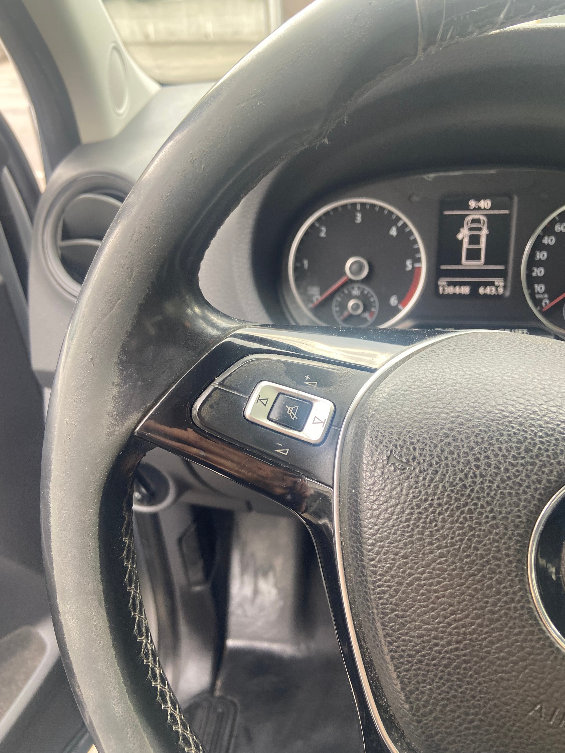 VW Amarok 2.0 BiTDI Startline 4Motion permanent A-image-19