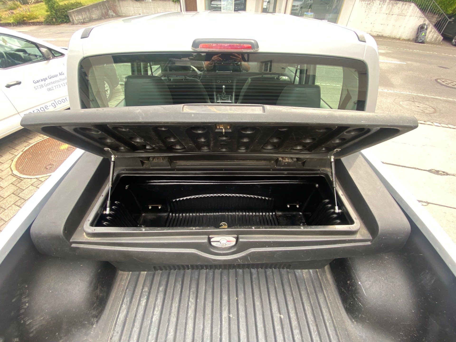 VW Amarok 2.0 BiTDI Startline 4Motion permanent A-image-8