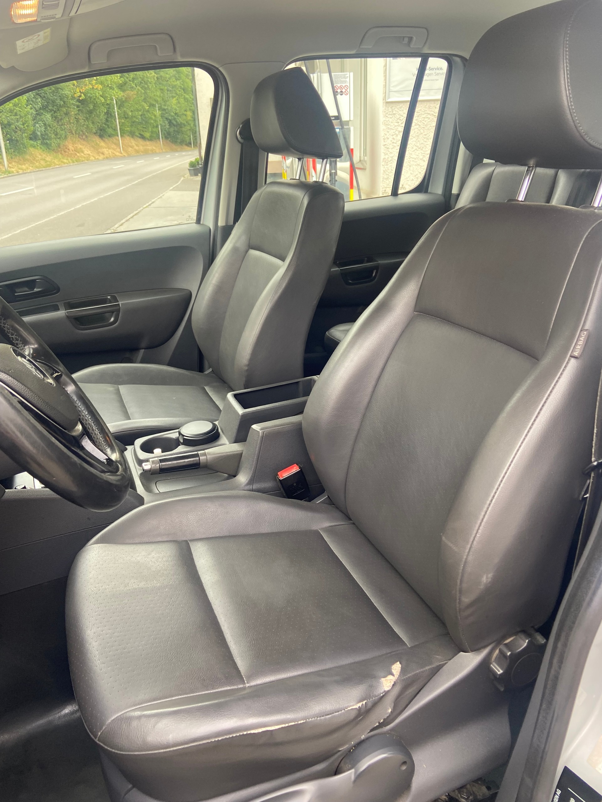VW Amarok 2.0 BiTDI Startline 4Motion permanent A-image-12