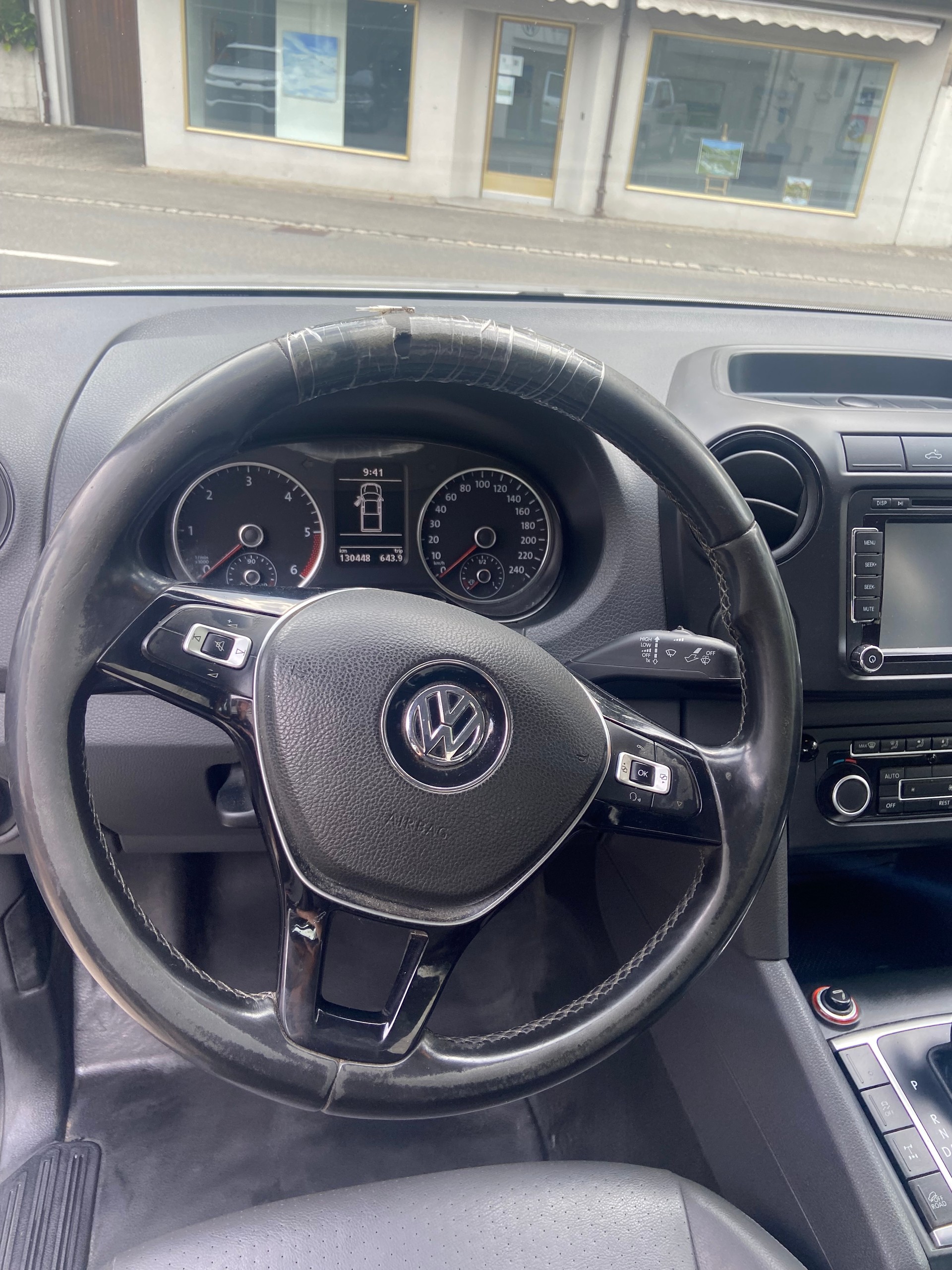 VW Amarok 2.0 BiTDI Startline 4Motion permanent A-image-11
