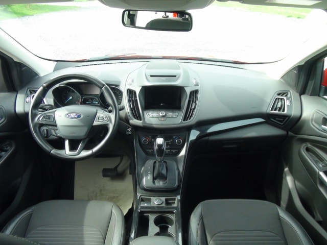 FORD Kuga 1.5 EcoB 182 Titanium-image-8