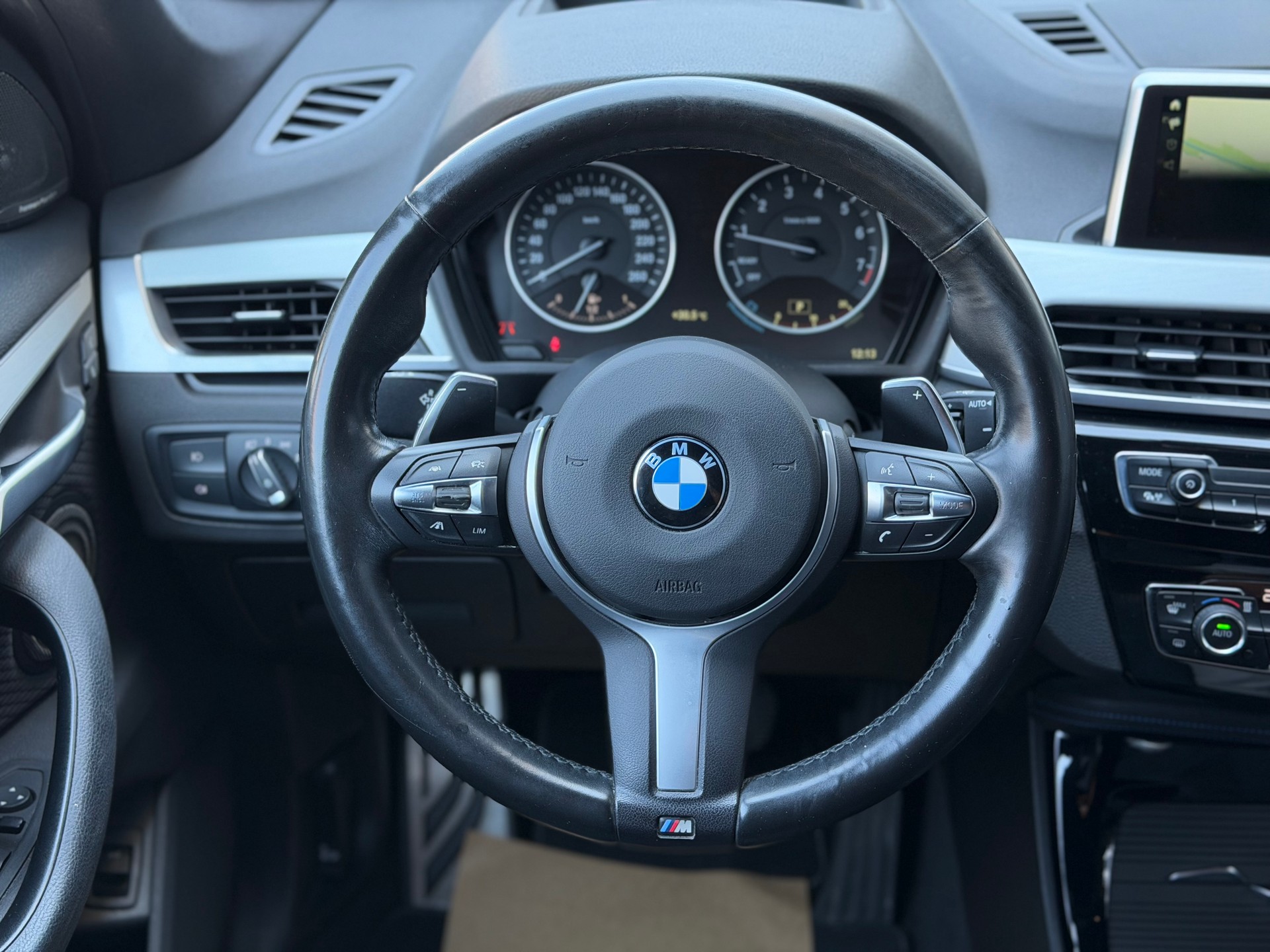 BMW X1 xDrive 25i M Sport Steptronic-image-13