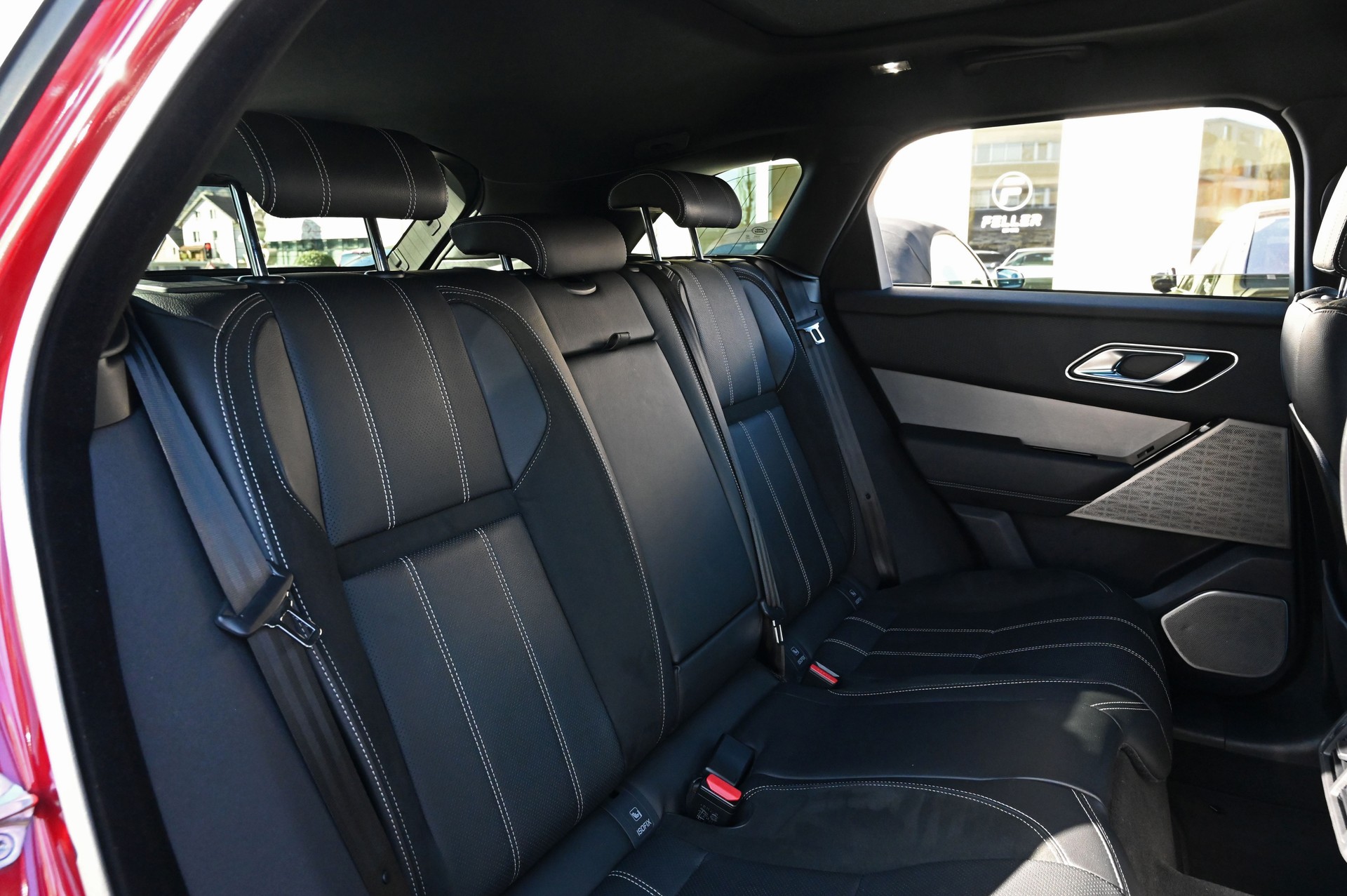 LAND ROVER Range Rover Velar R-Dynamic D 300 SE Automatic-image-21