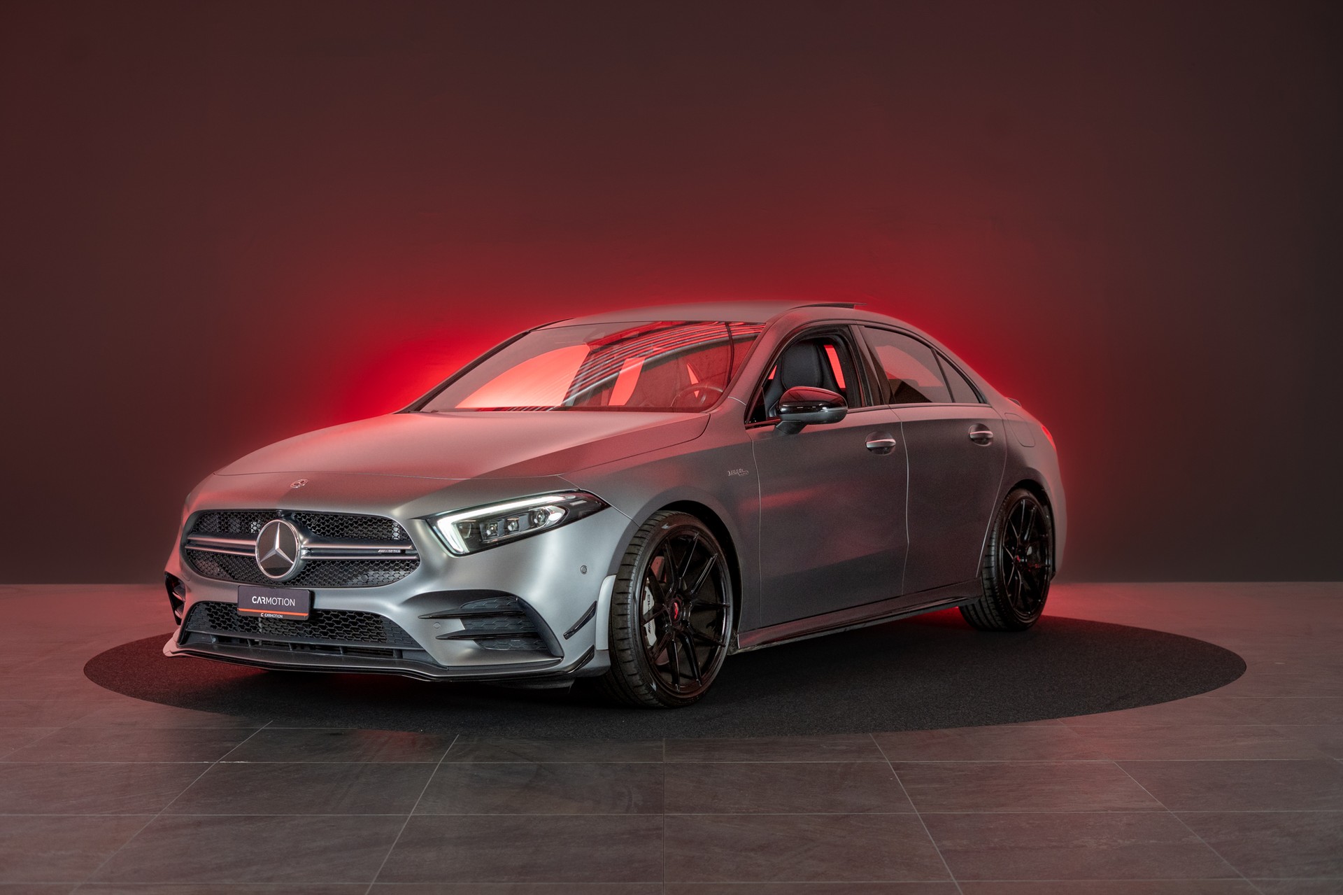 MERCEDES-BENZ A 35 AMG 4matic Limousine / CH-Fahrzeug / Panorama / el.Sitze