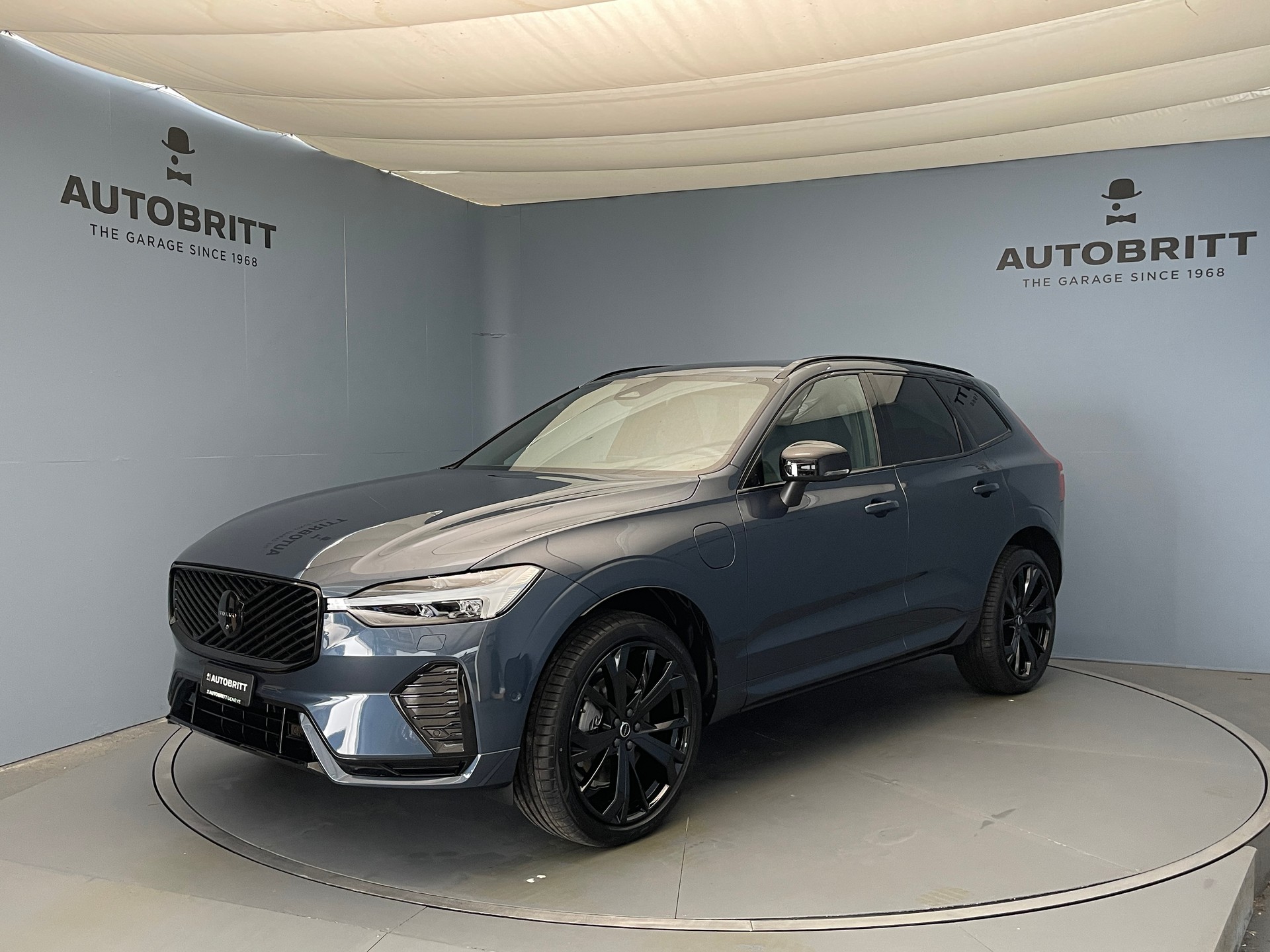 VOLVO XC60 2.0 T6 TE Black Edition eAWD