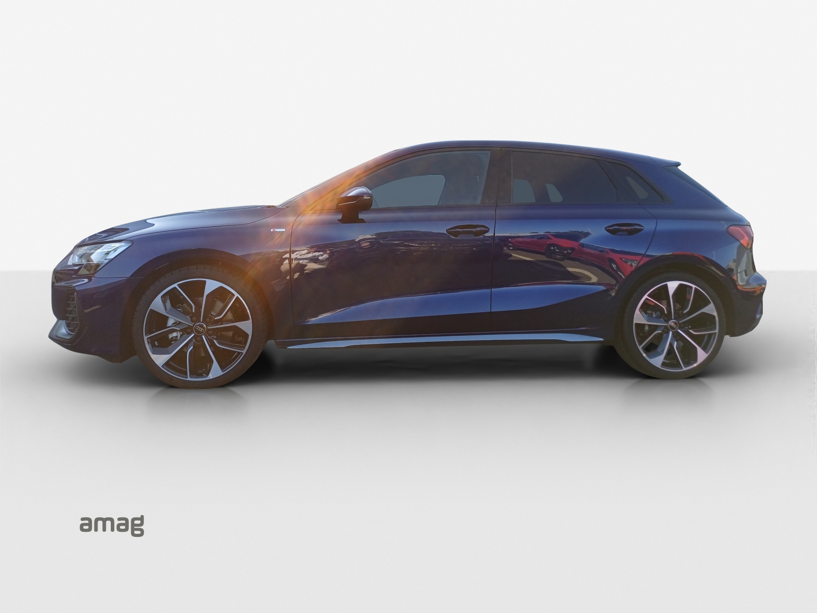 AUDI A3 Sportback TFSI 110 kW S line Attraction S tronic-showroom-element-1