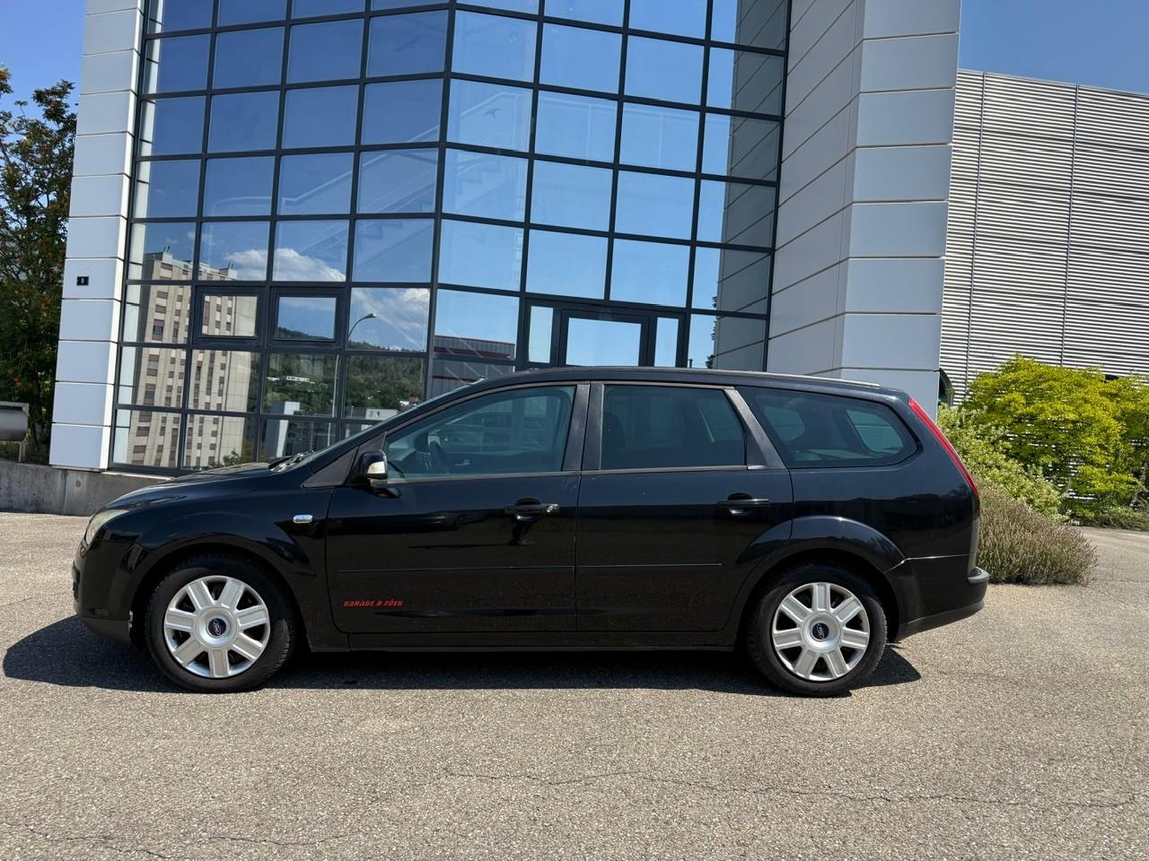 FORD Focus 2.0 TDCi Ghia-image-3