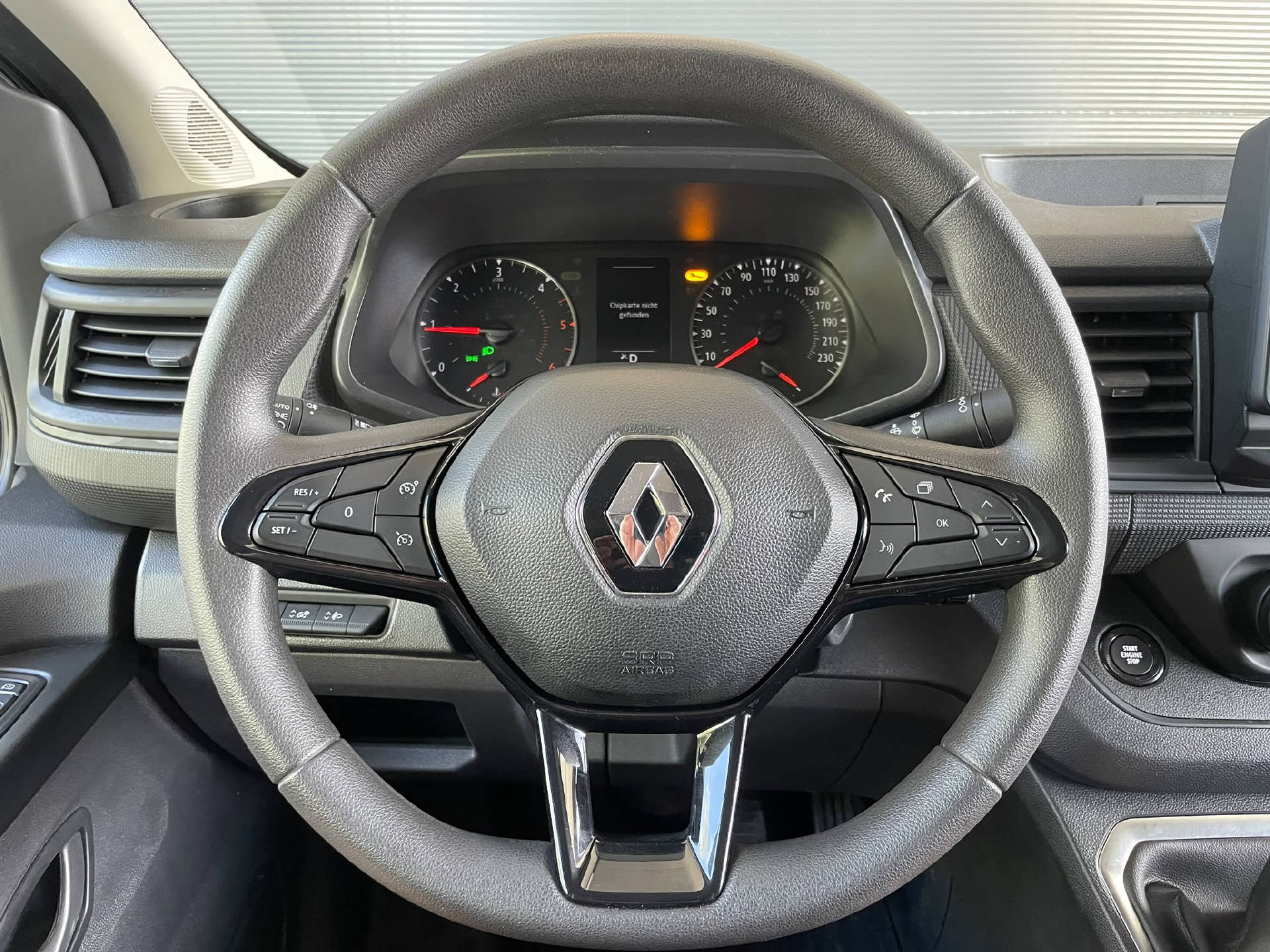 RENAULT Trafic Kaw. 3.0 t L1 H1 2.0 dCi Blue 150 Advance-image-9