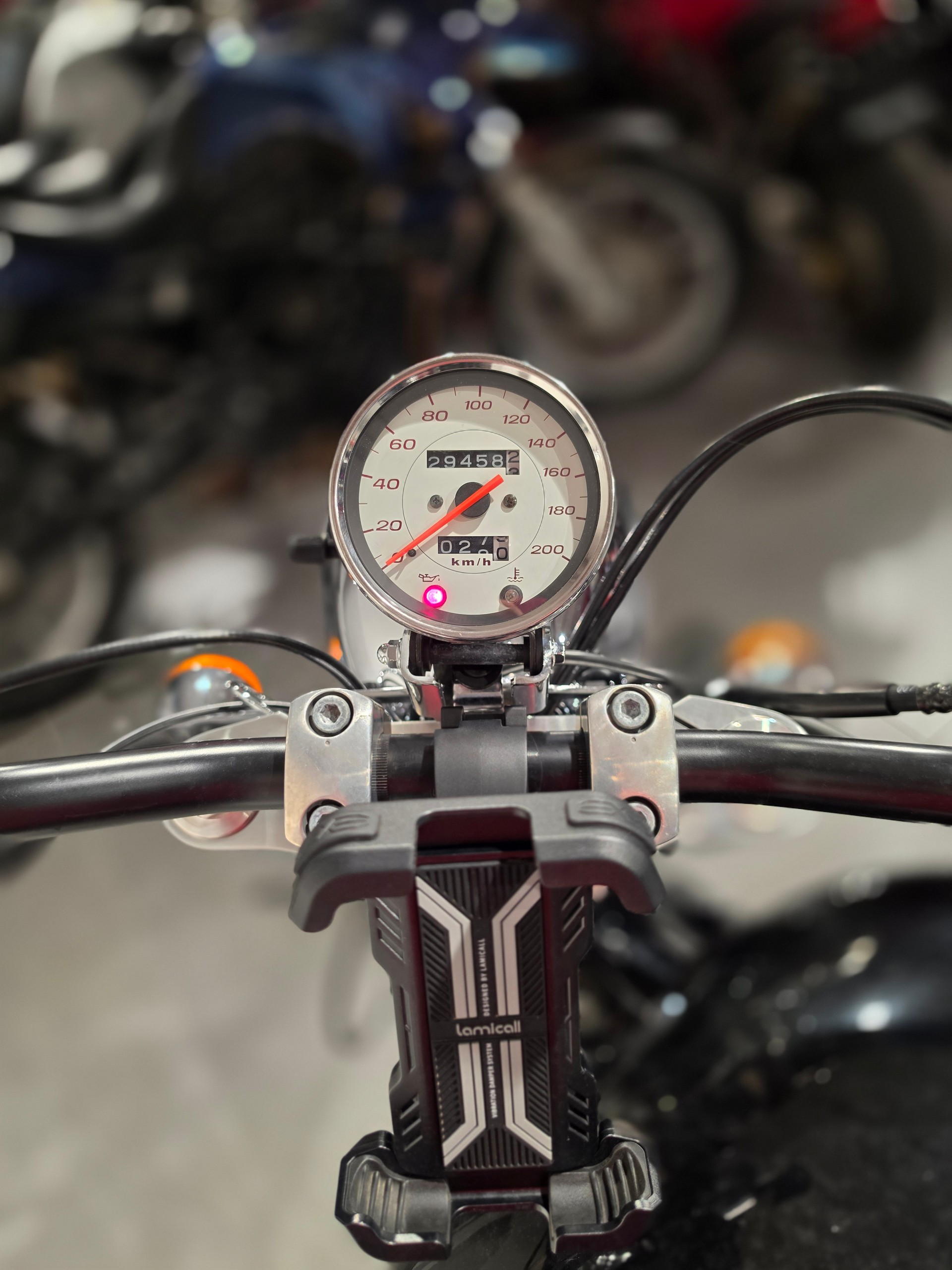 HONDA VT 1100 C2 Y Shadow Sabre-image-6