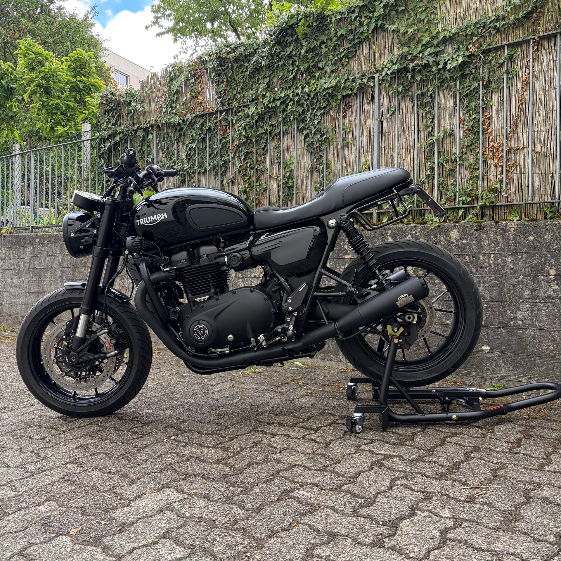 TRIUMPH Speed Twin 1200-image-0