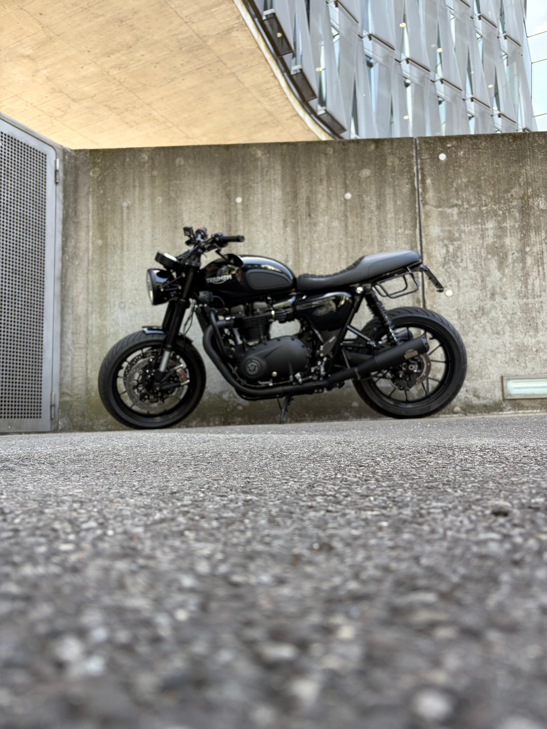 TRIUMPH Speed Twin 1200-image-3
