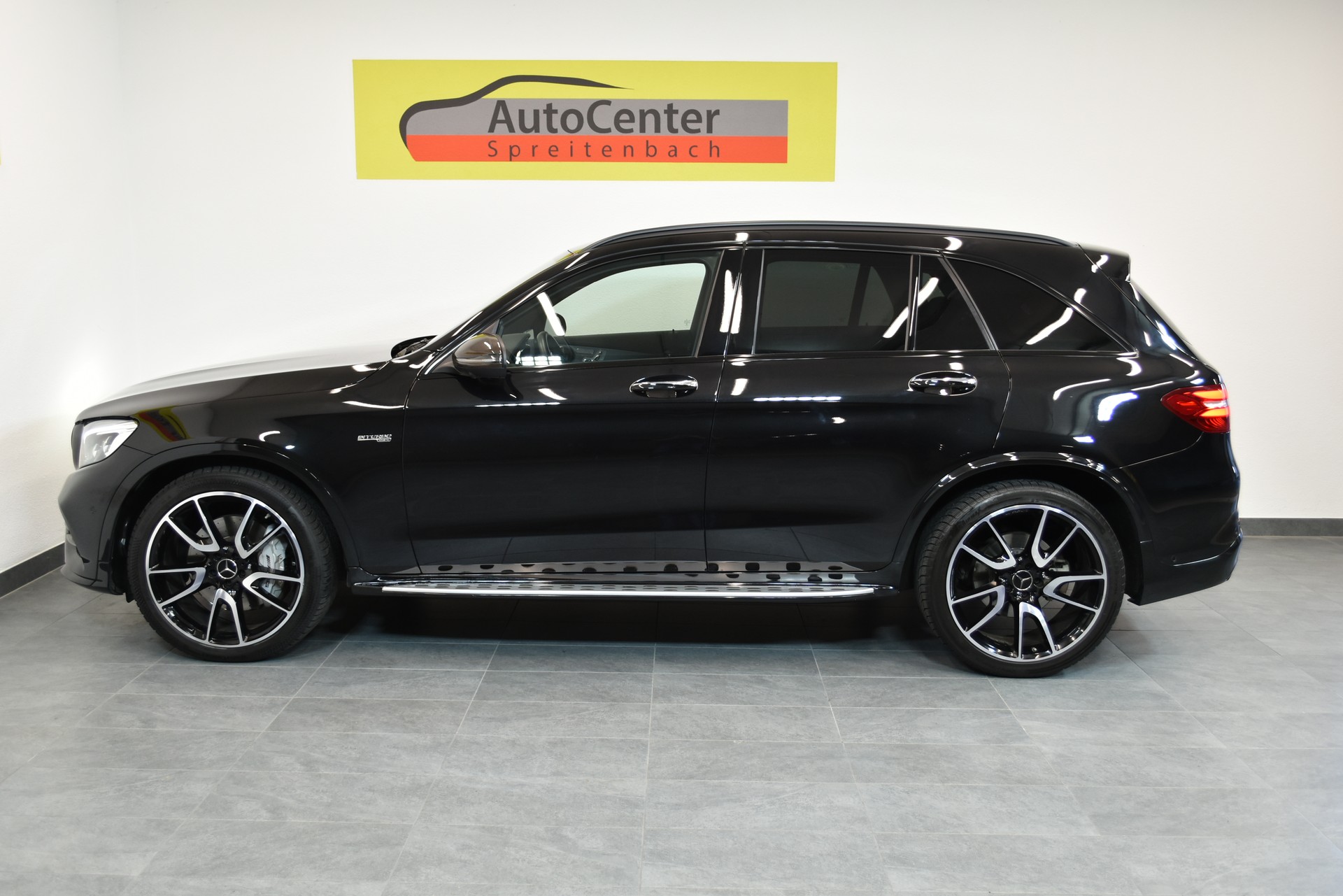 MERCEDES-BENZ GLC 43 AMG 4Matic 9G-Tronic-image-10