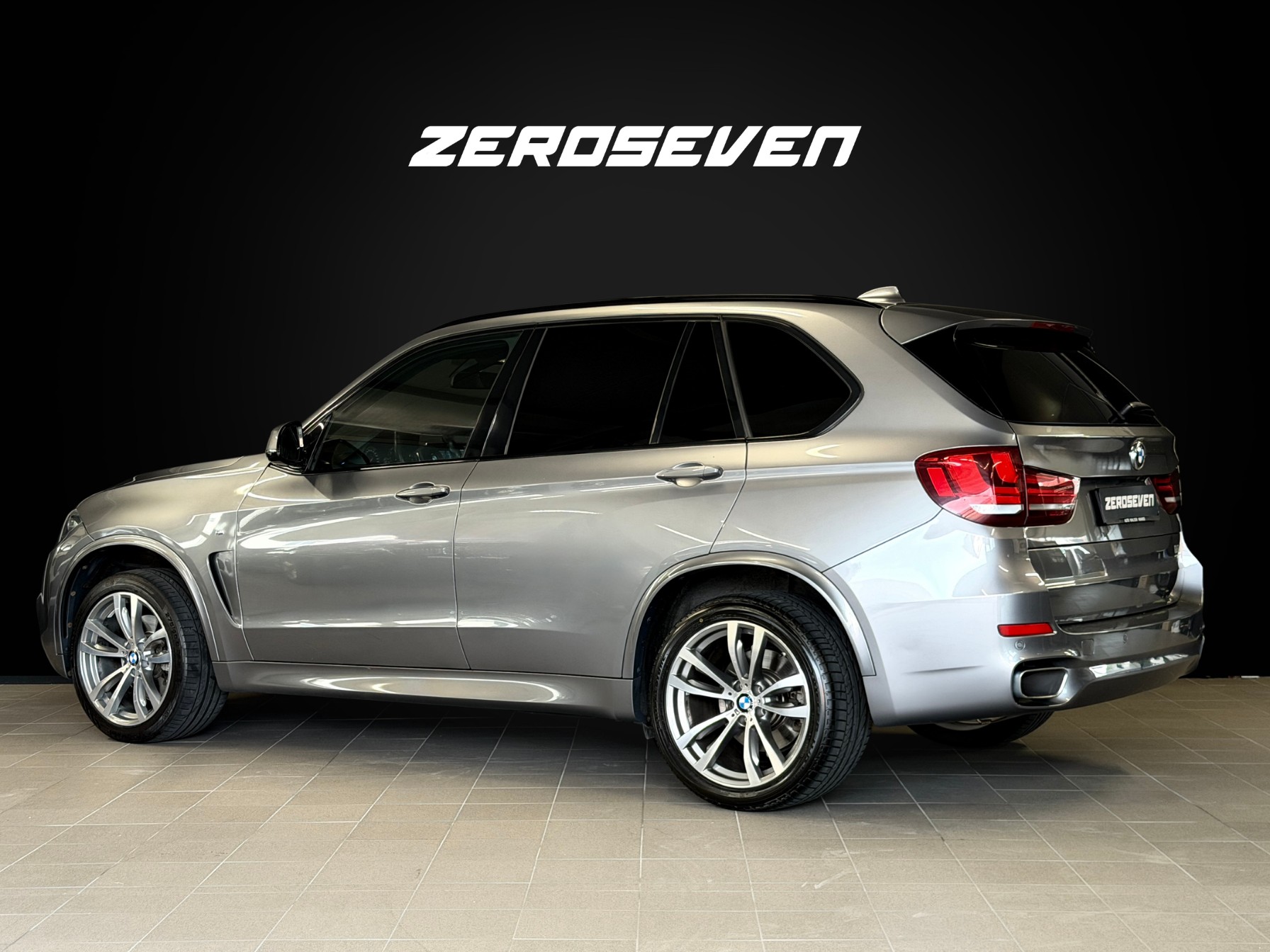 BMW X5 xDrive 40d Steptronic-showroom-element-3