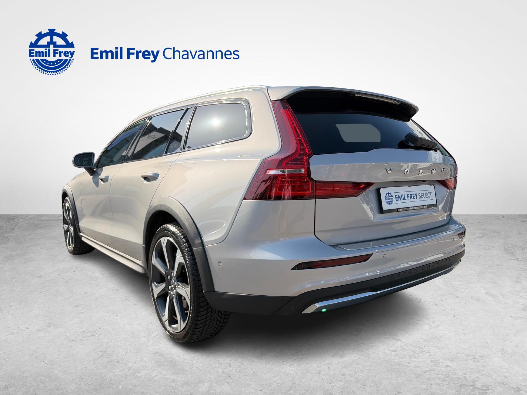 VOLVO V60 Cross Country 2.0 B5 Ultimate AWD-showroom-element-2