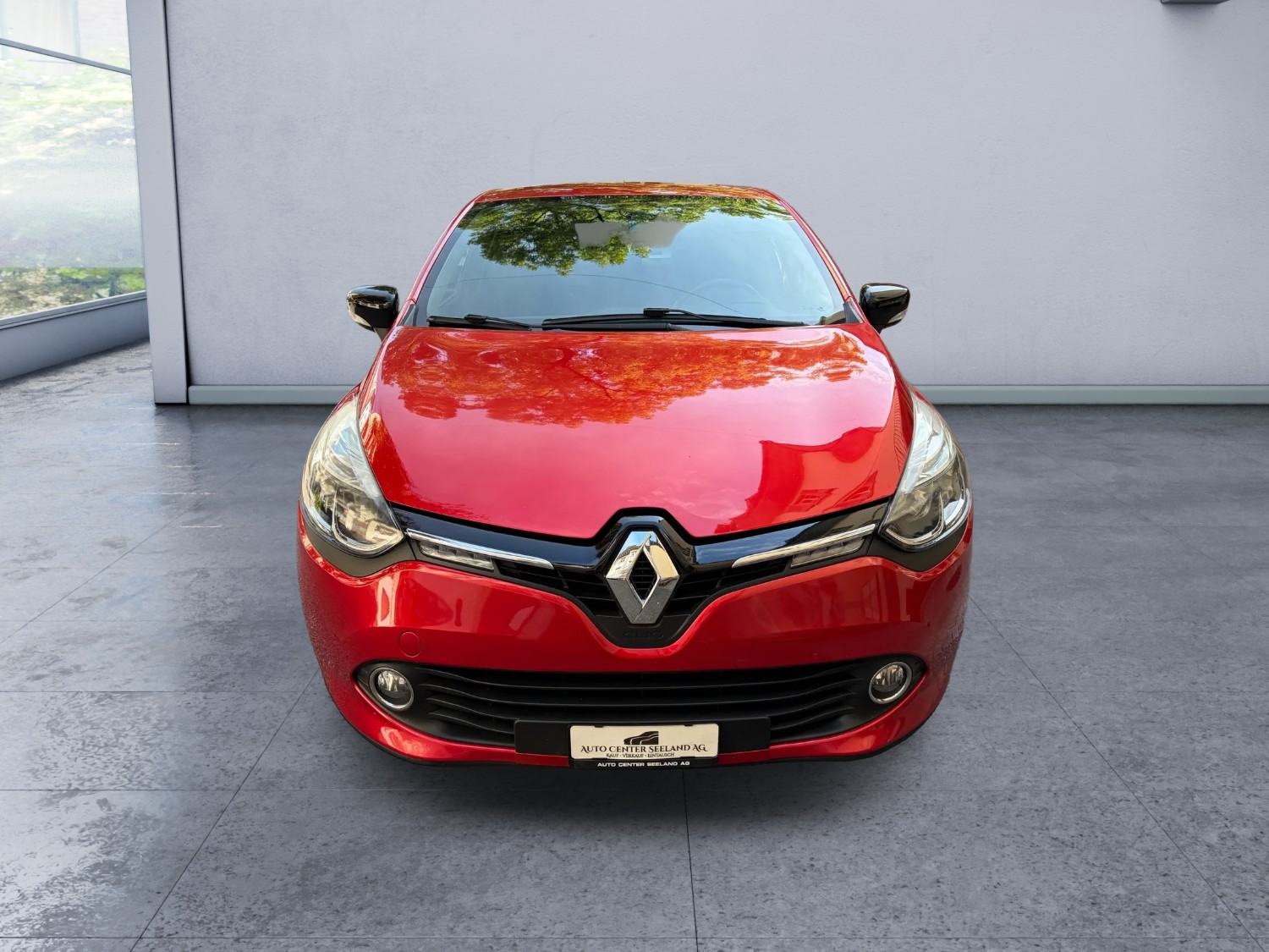 RENAULT Clio 0.9 12V Swiss Edition