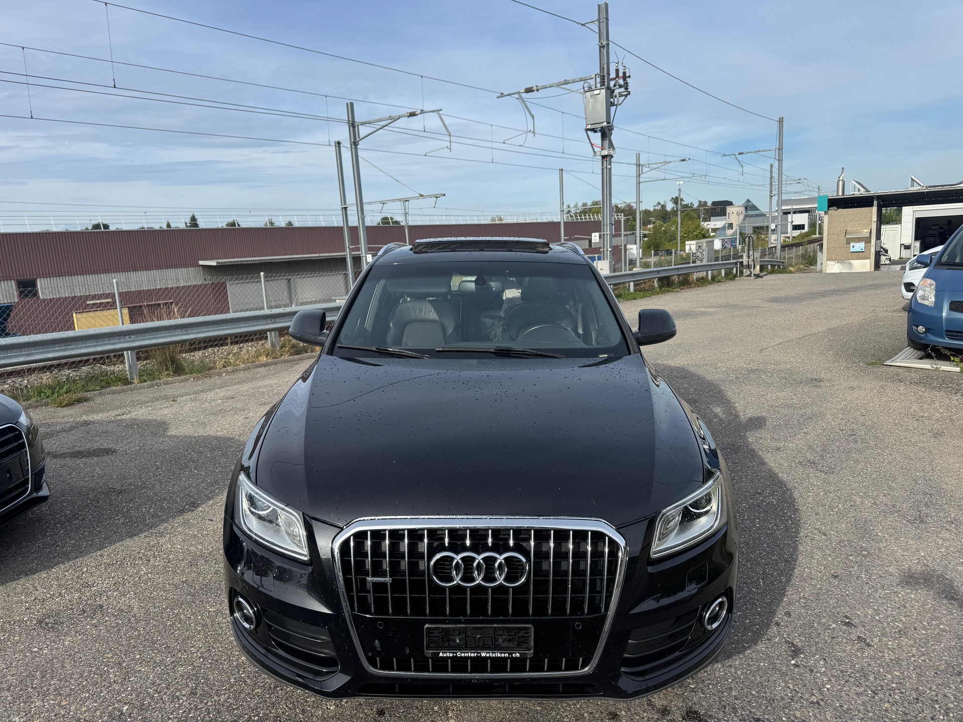 AUDI Q5 2.0 TFSI quattro tiptronic-showroom-element-1
