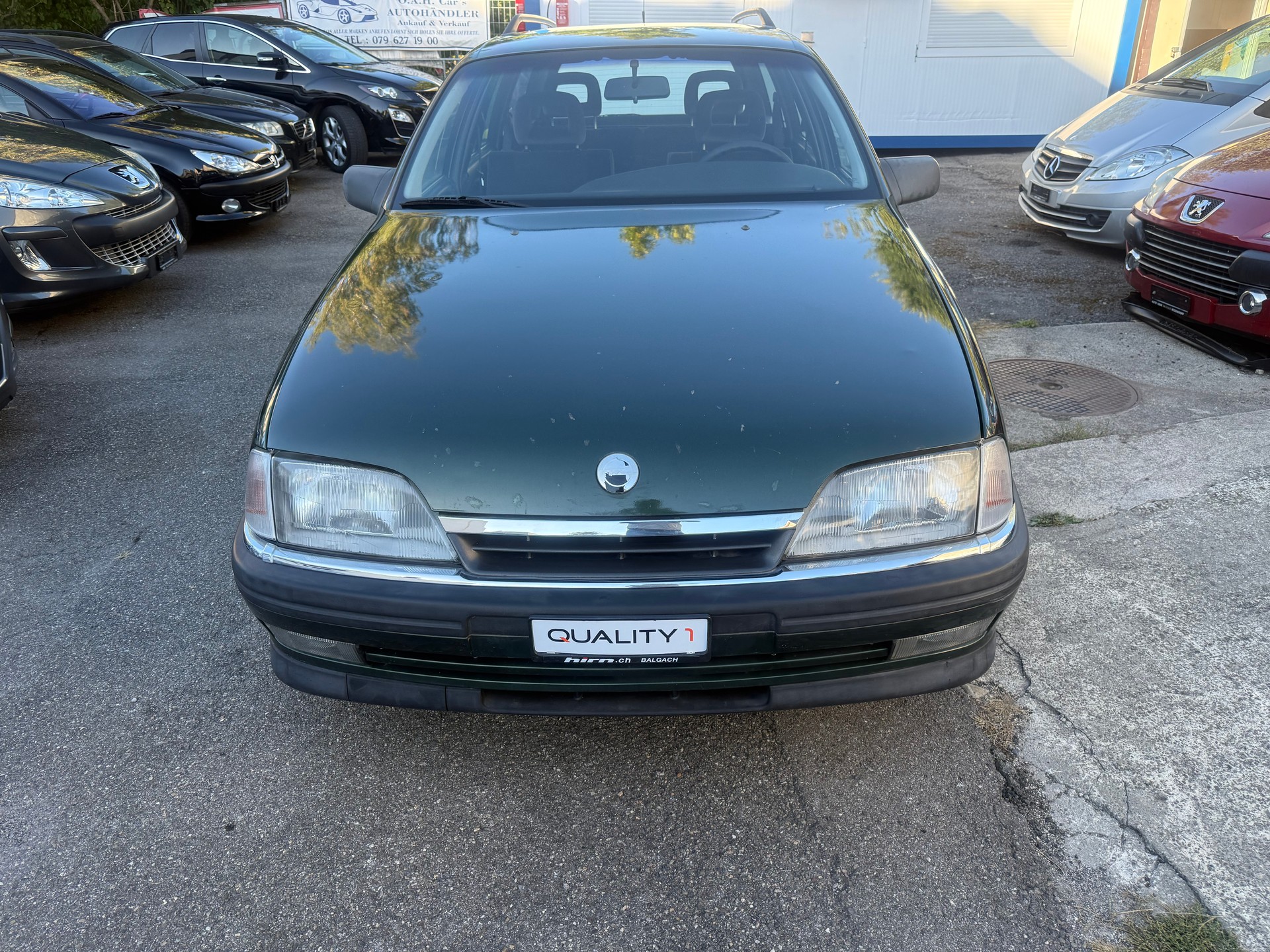 OPEL Omega 2.4i Caravan Travel