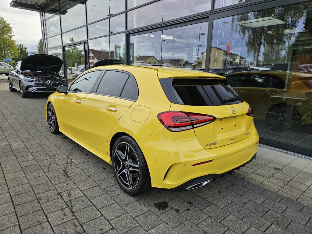 MERCEDES-BENZ A 200 4Matic AMG Line-showroom-element-2