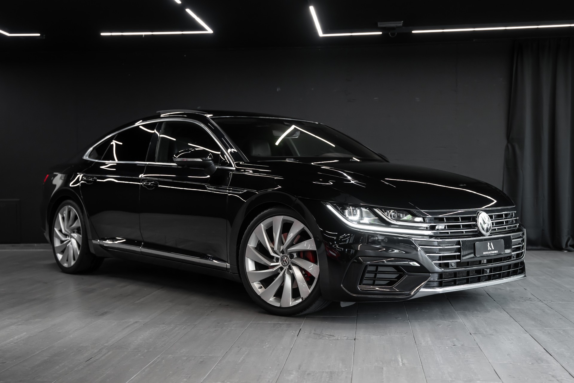 VW Arteon 2.0 TSI BMT R-Line 4Motion DSG / 360 Kamera / Head Up / Massage Sitze / Luxus Paket / Pano-Schiebedach