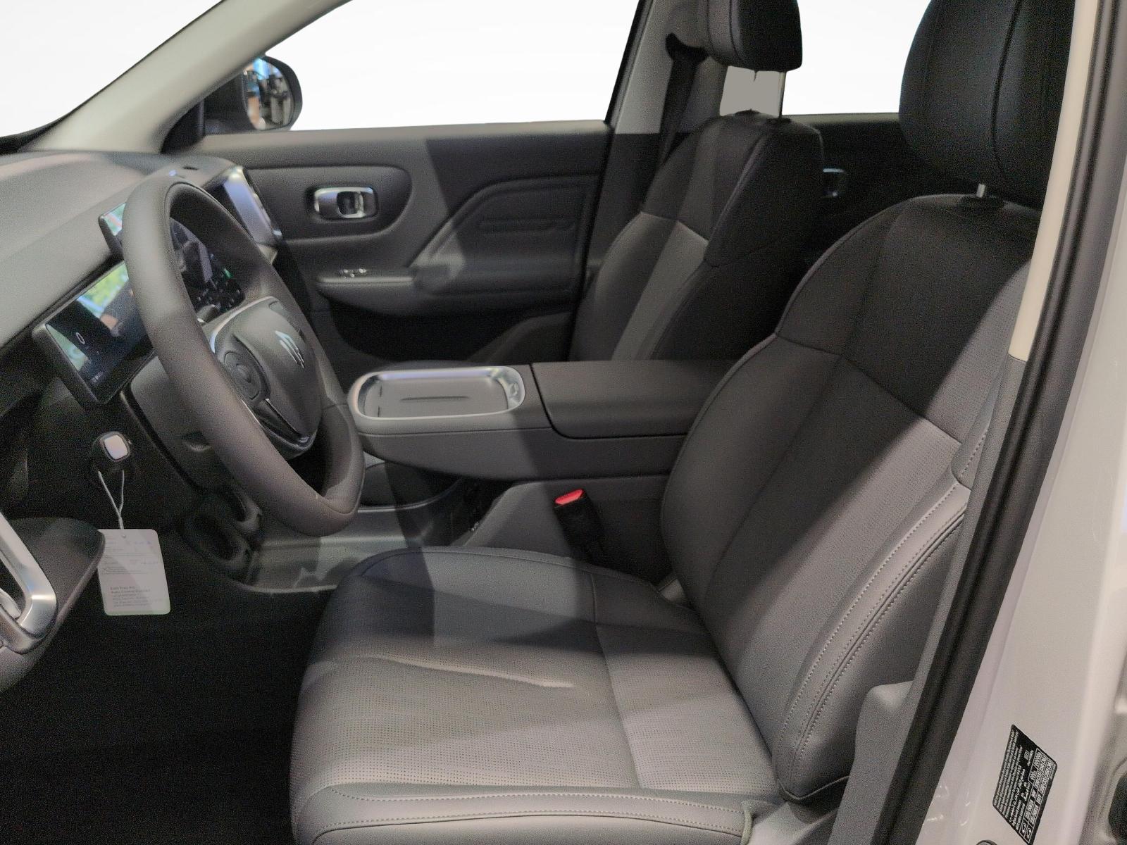 LEAPMOTOR B10 1.5 Hybrid EV-image-6
