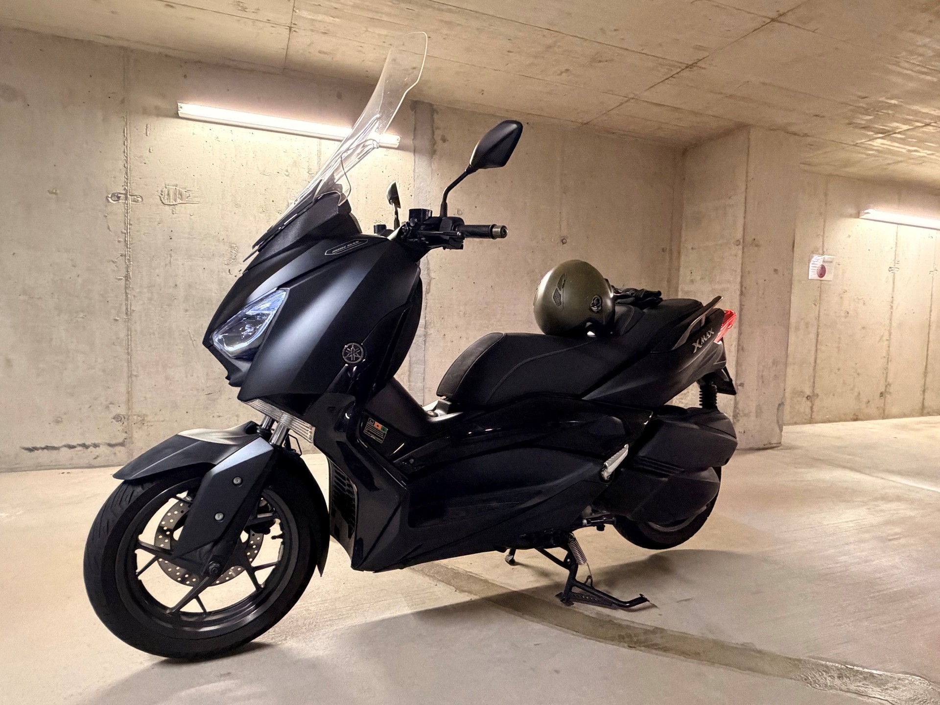 YAMAHA X-Max 300 Iron Max ABS-image-0
