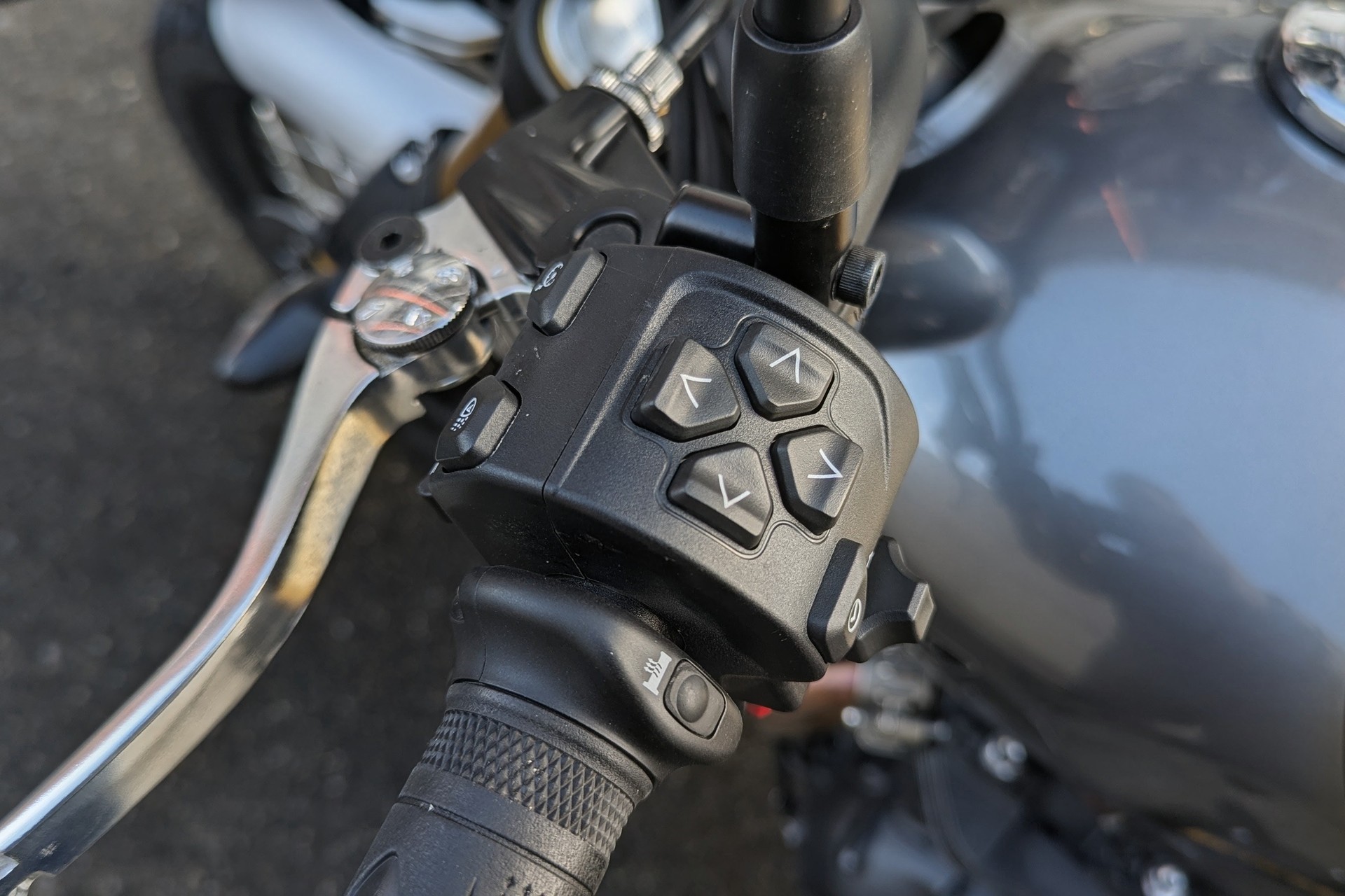TRIUMPH Scrambler 900-image-8